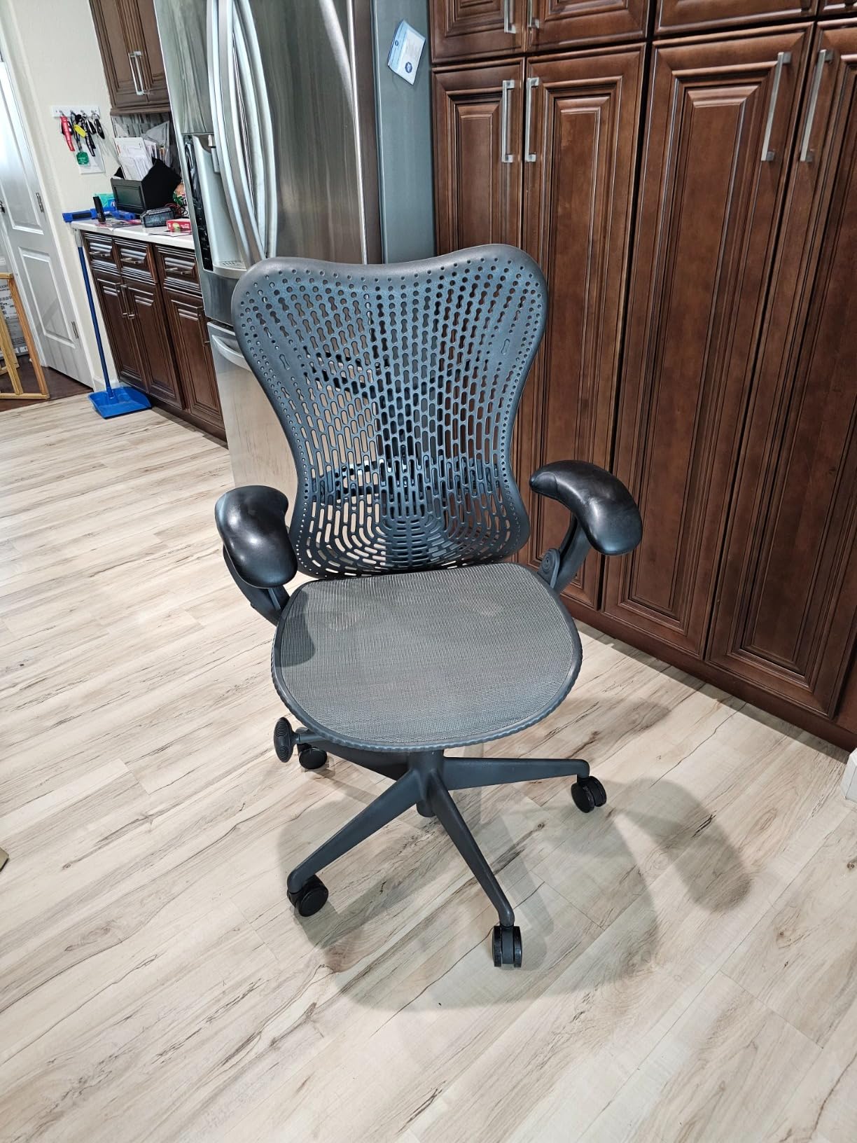 Mirra Chair by Herman Miller: Fully Featured w/Forward Tilt - Adjustable Arms - FlexFront Seat - Tilt Limiter - Lumbar Support - Hard Floor Casters - Graphite Frame/Graphite Seat customer photo 1