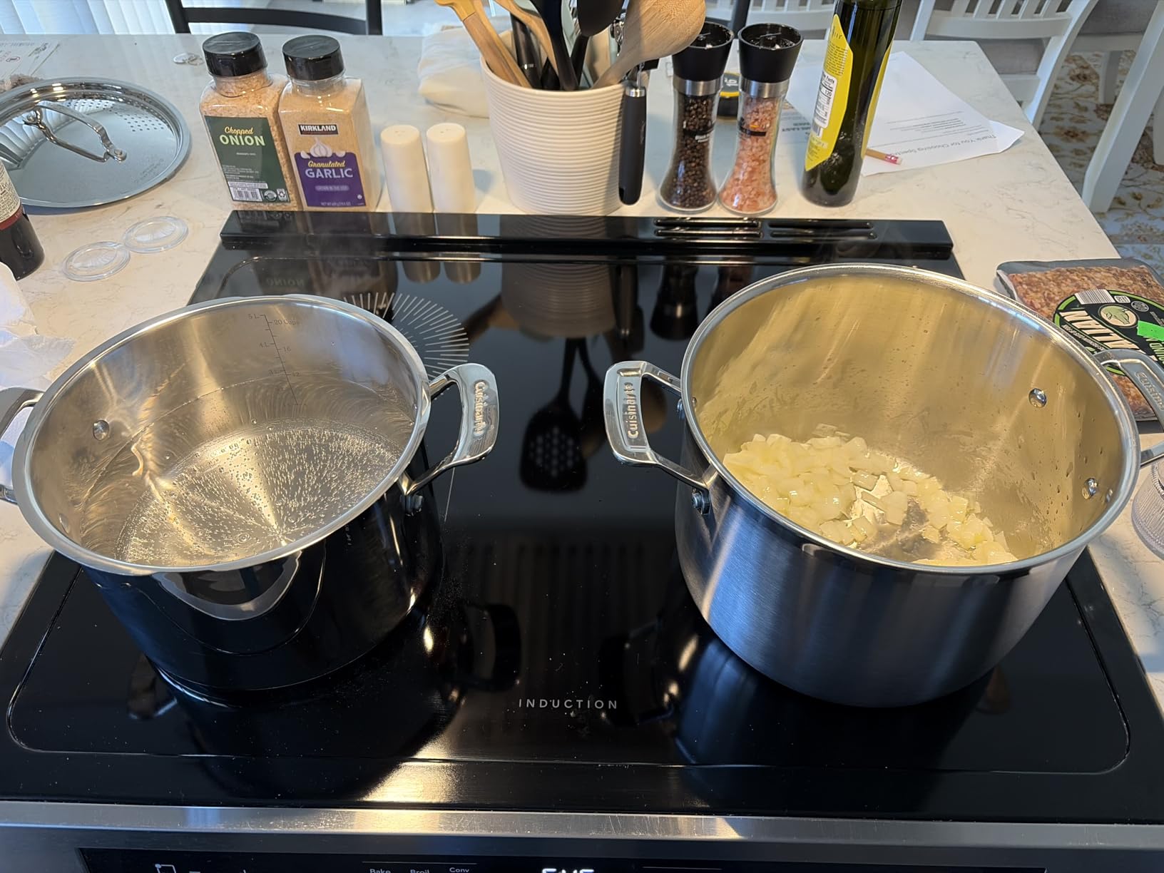 Cuisinart 12-Piece MultiClad Pro Triple Ply Stainless Steel Pots and Pans Set, Cookware Set Compatible with Induction, Electric, Gas Cooktops, Cool Grip Handles, Oven Safe to 500F, Silver customer photo 1