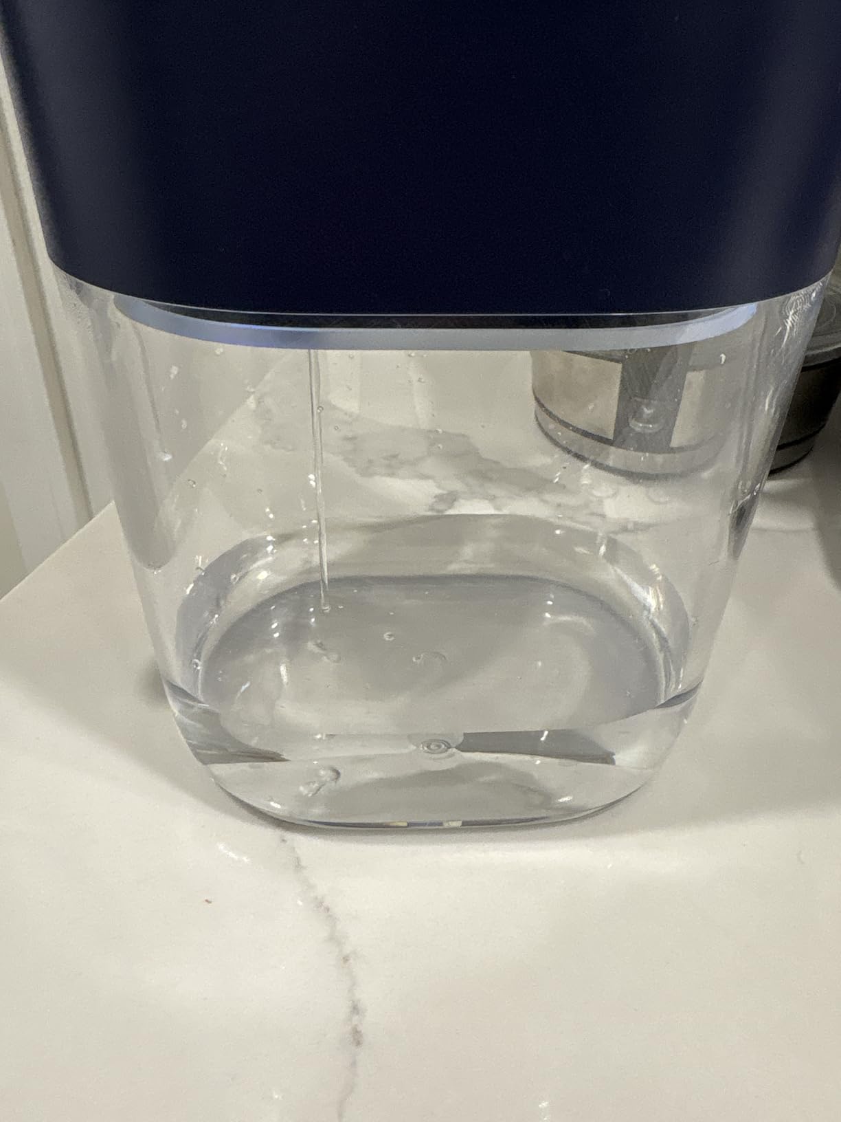 LARQ PureVis 3-in-1 Water Pitcher - Purifier, Filter and Tracking, 8-Cup Water Purifier Pitcher with Advanced Filter for Clean and Crisp Water - Removes Chlorine, PFAS, Lead and More - Pure White customer photo 1