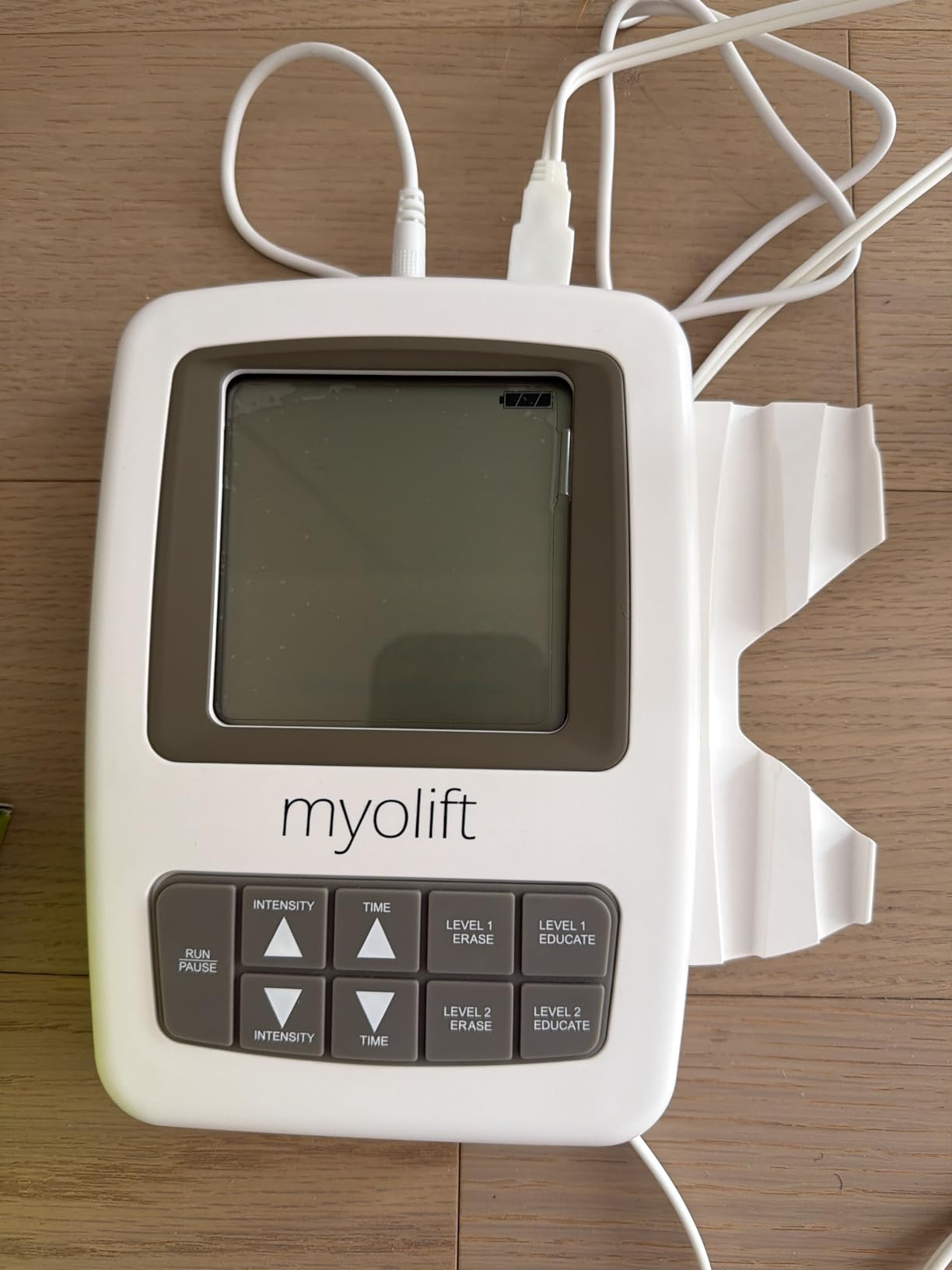7E Wellness MyoLift Mini Microcurrent Facial Device - Non-Invasive Microcurrent Facial Device, Facial Skin Care Products for Anti Aging, Skin Tightening - Esthetician Supplies & Skin Care Tools -Face customer photo 1