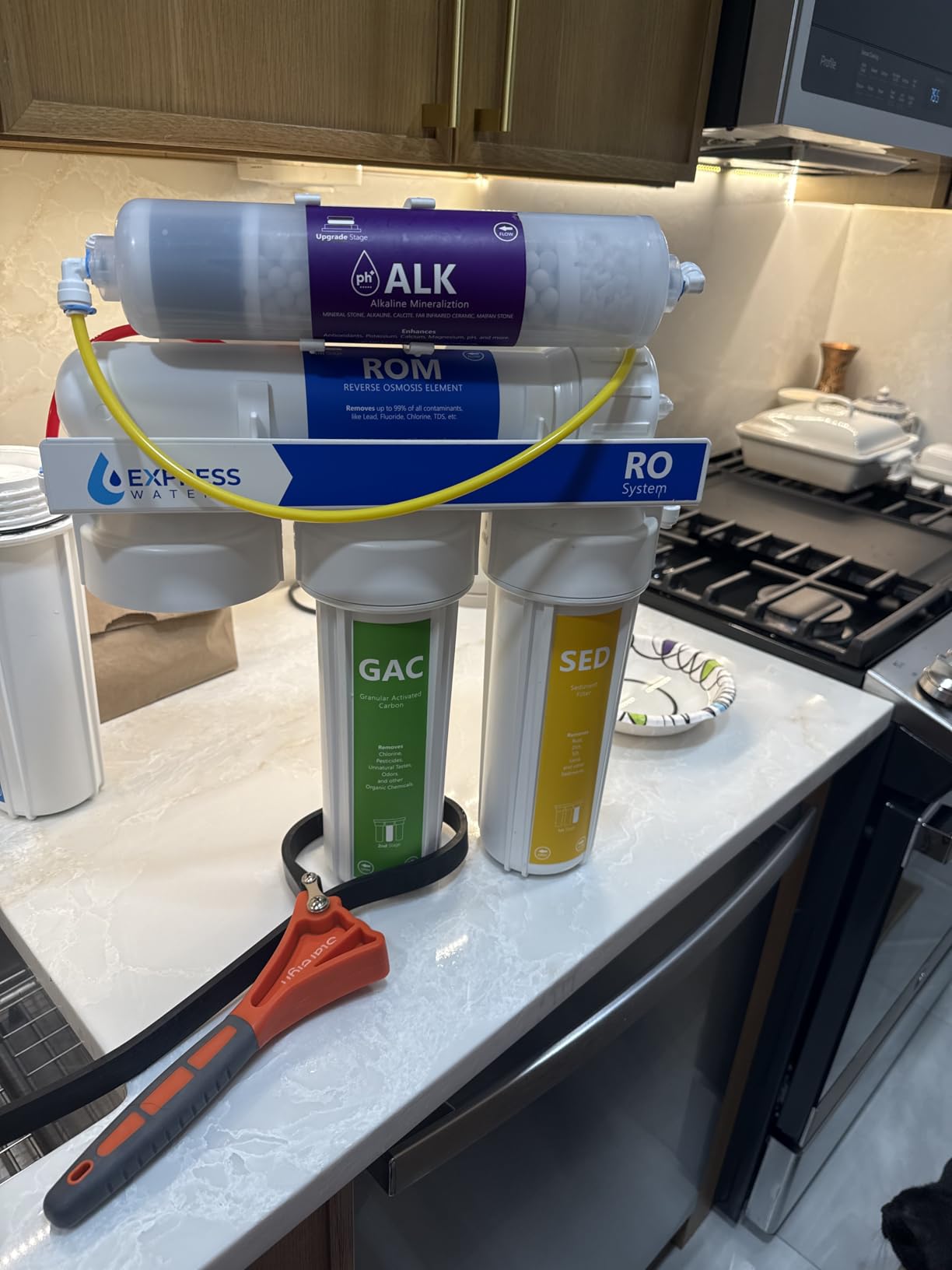 Express Water ROALK5D 10-Stage Alkaline Under Sink Reverse Osmosis Water Filter System, NSF Certified 372, 50 GPD, Reduces 99% of Impurities, BPA Free, Deluxe Chrome Faucet customer photo 1