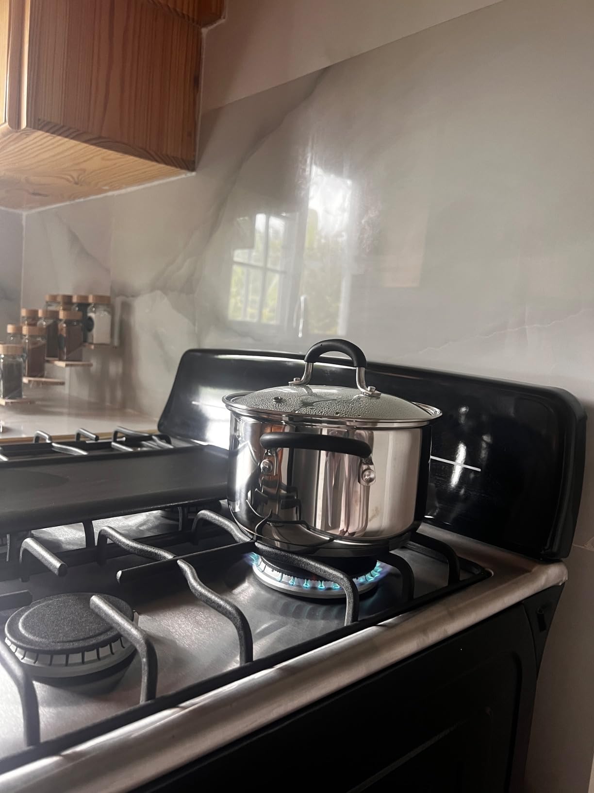 Cook N Home 12-Piece Basics Stainless Steel Cookware Set, Tri-ply Pots and Pans Set with Lids - Non-Toxic, Induction Ready, Oven & Dishwasher Safe customer photo 1