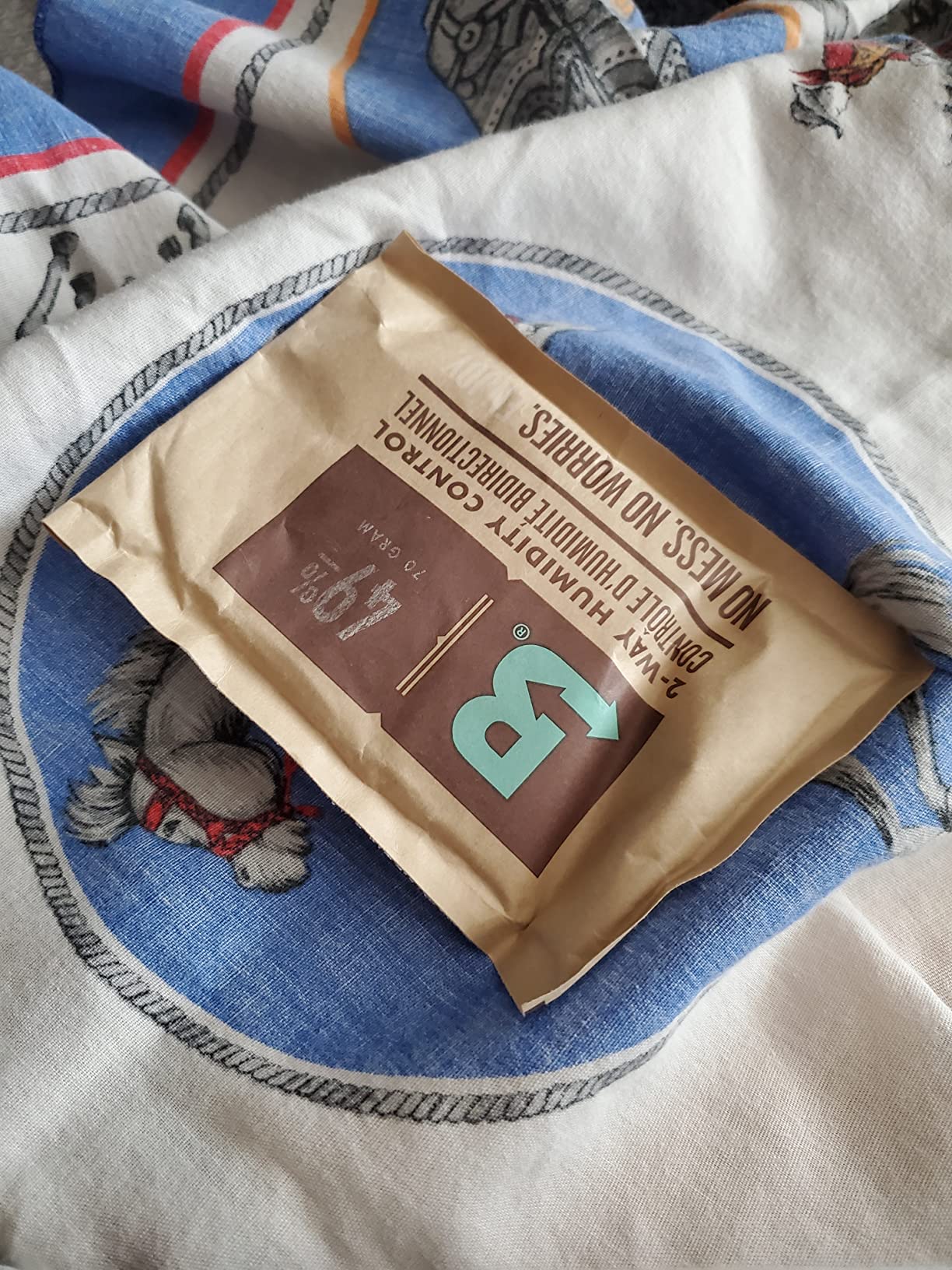 Boveda 49% Two-Way Humidity Control Packs for Music Instruments - 4 Pack - Standard Size - Prevents Warping & Cracking for Wooden Instruments customer photo 2