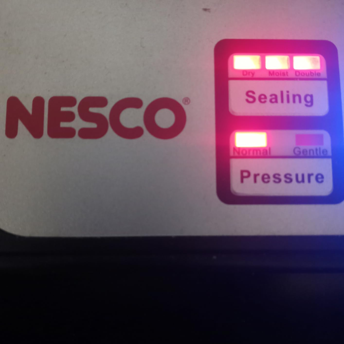 Nesco VS-12 Deluxe Food Vacuum Sealer, 130 Watts, Kit Bags & Viewing Lid, Compact, Silver customer photo 1