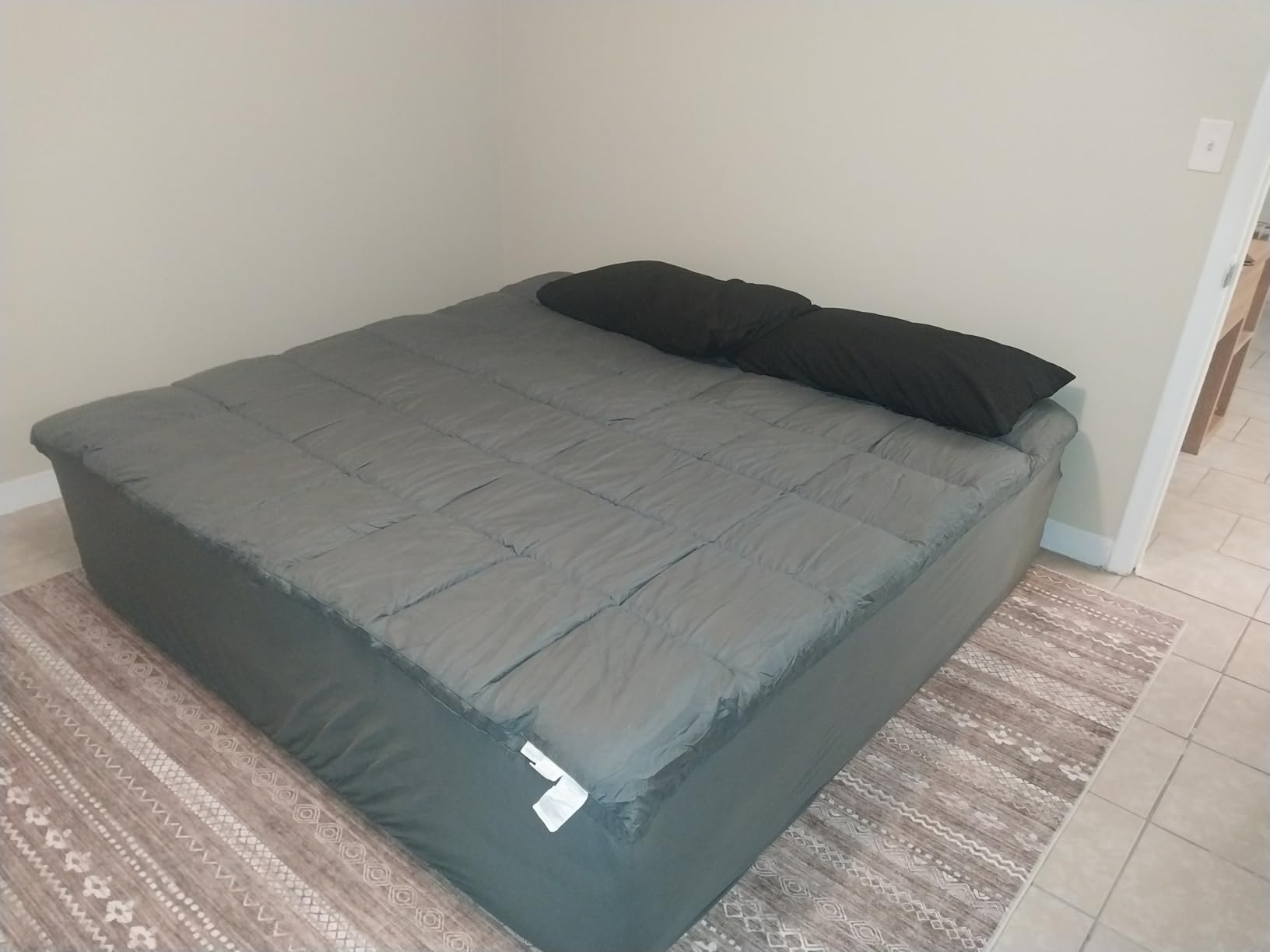 Lucid 4 Inch Memory Foam Mattress Topper, Queen Size - Cooling Gel Bed Topper - Pressure-Relieving Ultra Plush Feel - Ventilated Breathable Design - CertiPur Certified customer photo 1