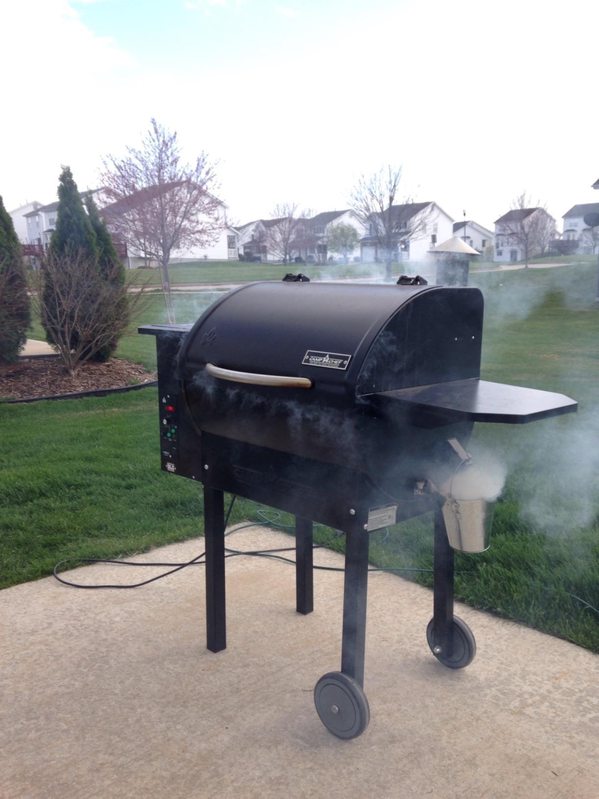 Camp Chef SmokePro DLX Pellet Grill w/New PID Gen 2 Digital Controller - Bronze customer photo 1