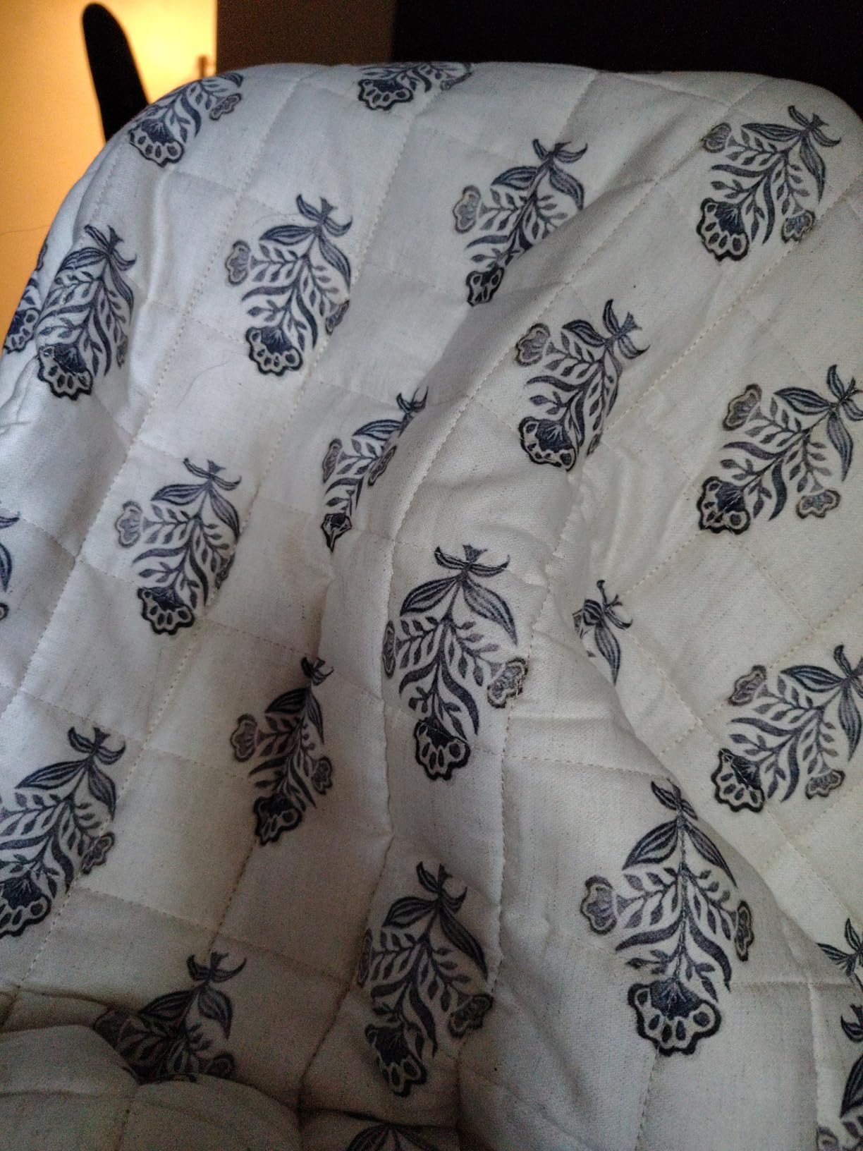 YnM 15lbs Weighted Blanket for Adults, Heavy Bed Throw Blanket with Cooling Glass Beads for All Season Use, Ideal for ~90lbs (48x72 Inches, Twin/Full, Dark Grey) customer photo 1