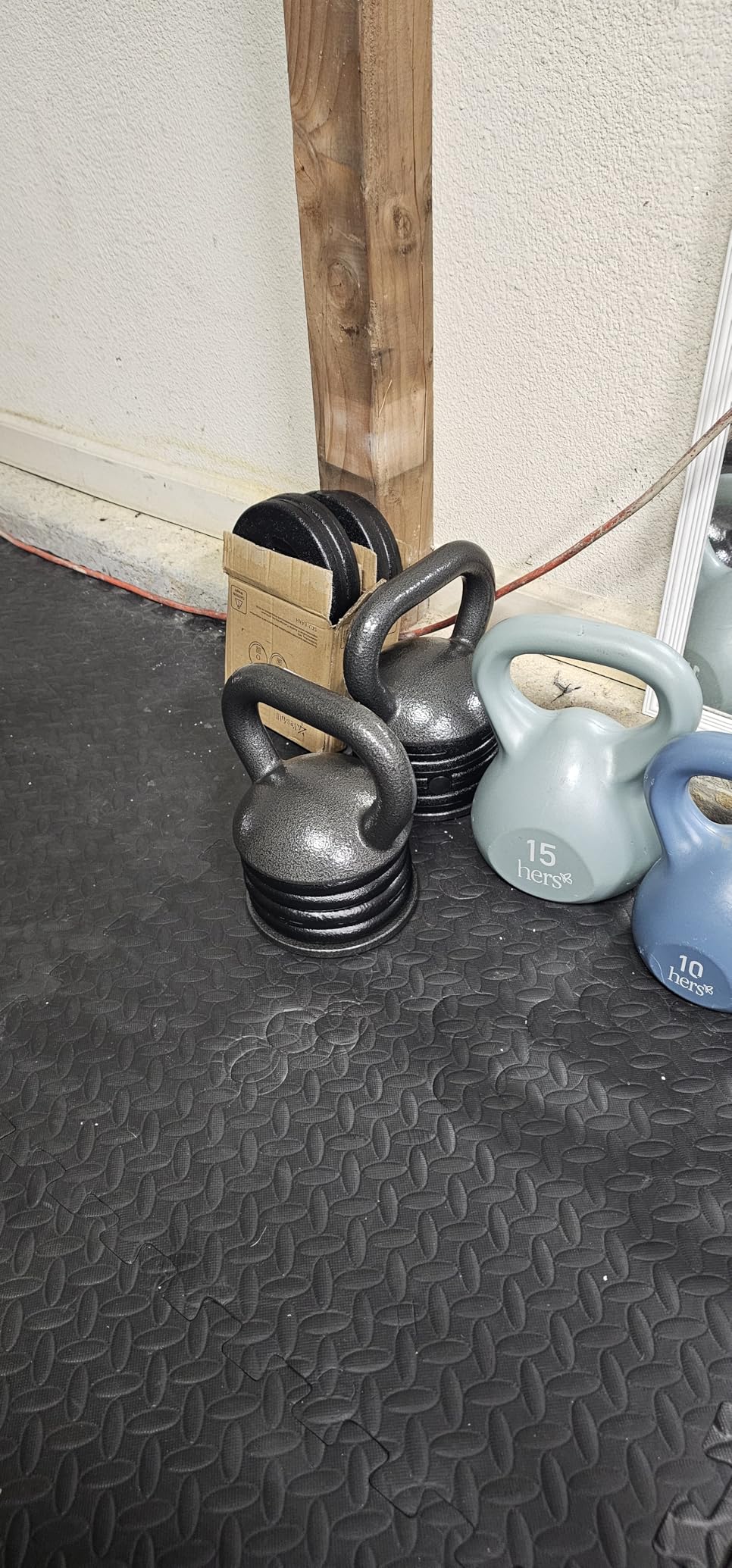 Apex 20lb Adjustable Cast Iron Kettlebell Handle, Compatible with 1