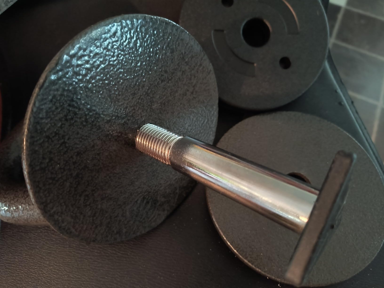 Apex 20lb Adjustable Cast Iron Kettlebell Handle, Compatible with 1