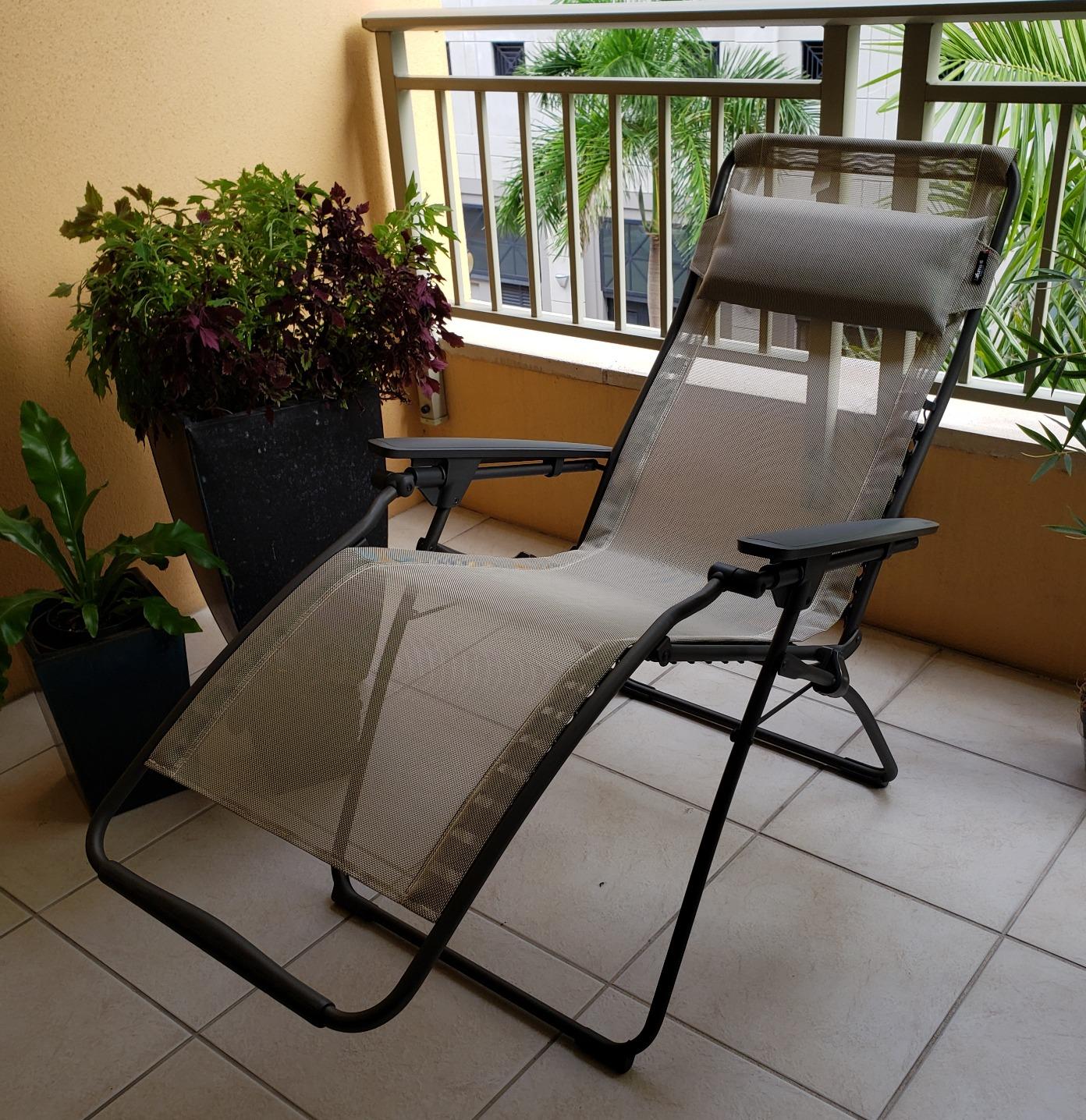 Lafuma Futura XL Zero Gravity Portable Ergonomic Outdoor Steel Framed Lawn Patio Recliner Folding Lounge Chair with Headrest Cushion, Ocean Blue customer photo 1