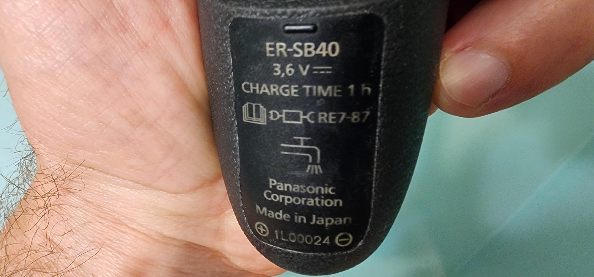 Panasonic Beard Trimmer for Men Cordless Precision Power, Hair Clipper with Comb Attachment and 19 Adjustable Settings, Washable, ER-SB40-K, 0.5-10mm lengths, 1 Pack customer photo 2