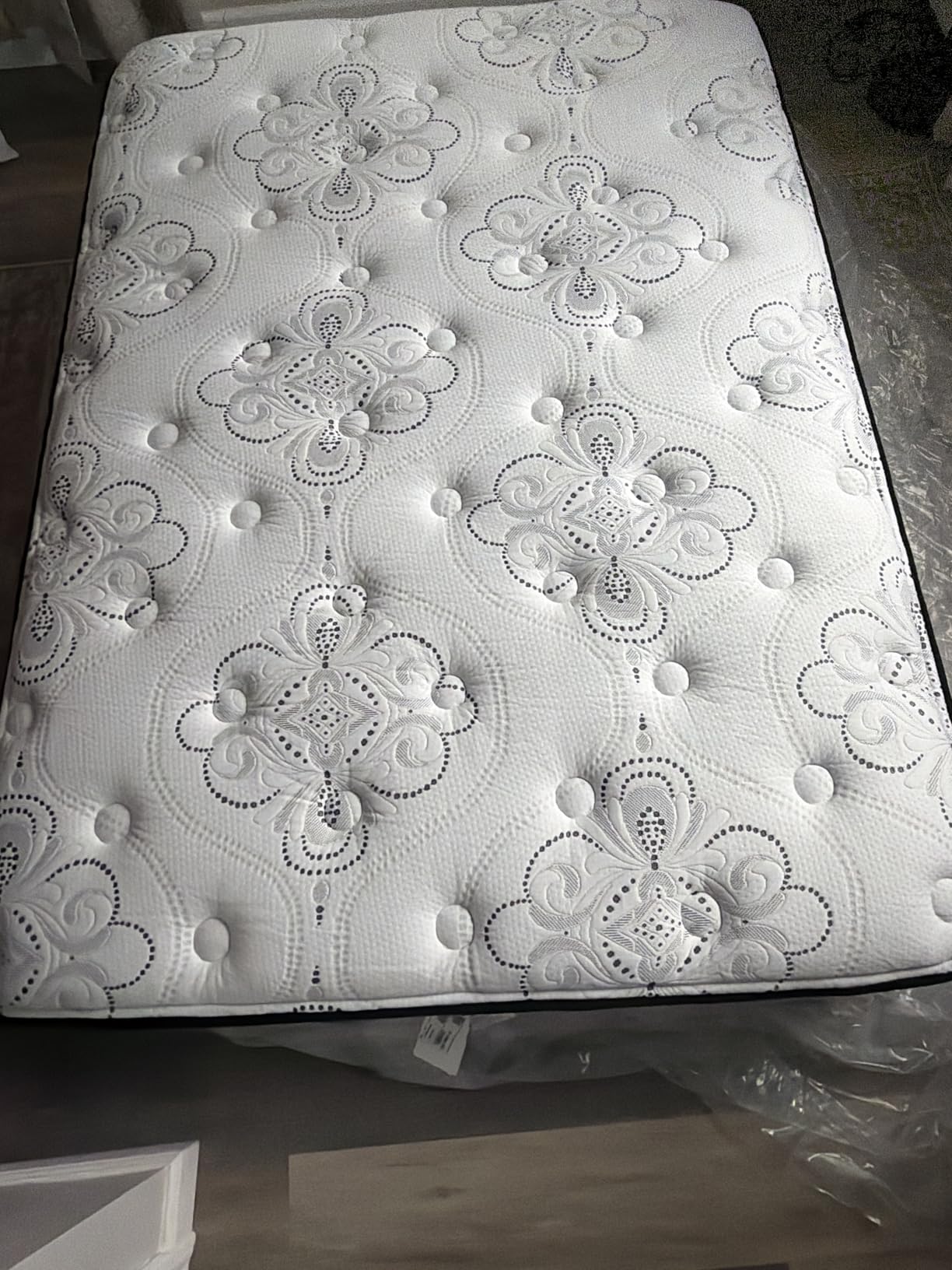 Signature Design by Ashley Chime 12 Inch Hybrid Full Mattress, Memory Foam with Lumbar Support, High-Density Foam & Pocketed Coils for Comfort & Back Support, Mattresses in a Box, Full Size customer photo 1