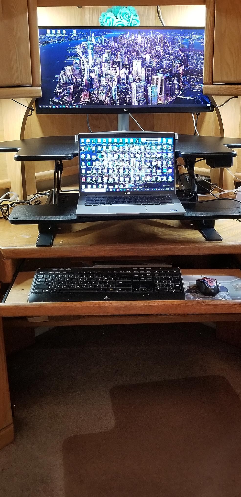 VIVO 43 inch Corner Electric Height Adjustable Cubicle Stand Up Desk Converter, VE Series, Sit to Stand Tabletop Dual Monitor Riser with USB Port, Black, DESK-V000VCE customer photo 2