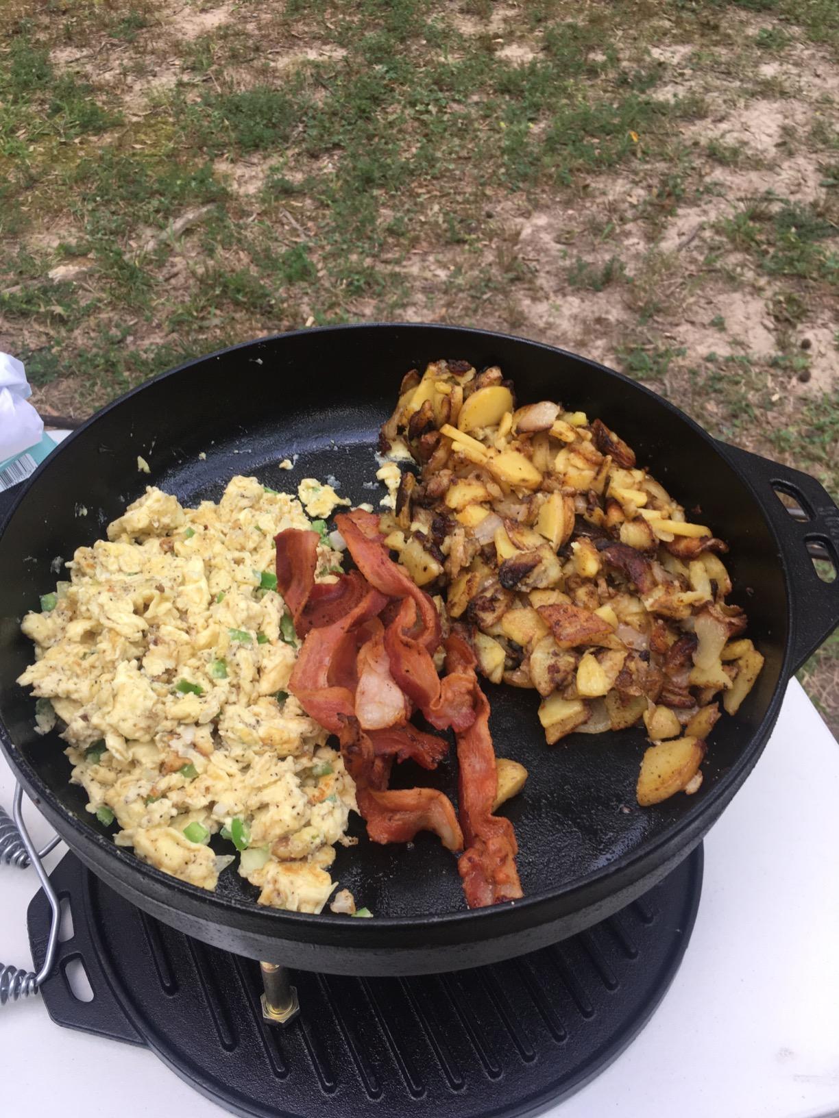Lodge Cast Iron Cook-It-All Kit. Five-Piece Cast Iron Set - Reversible Grill/Griddle, Wok, Handles & Booklet customer photo 2