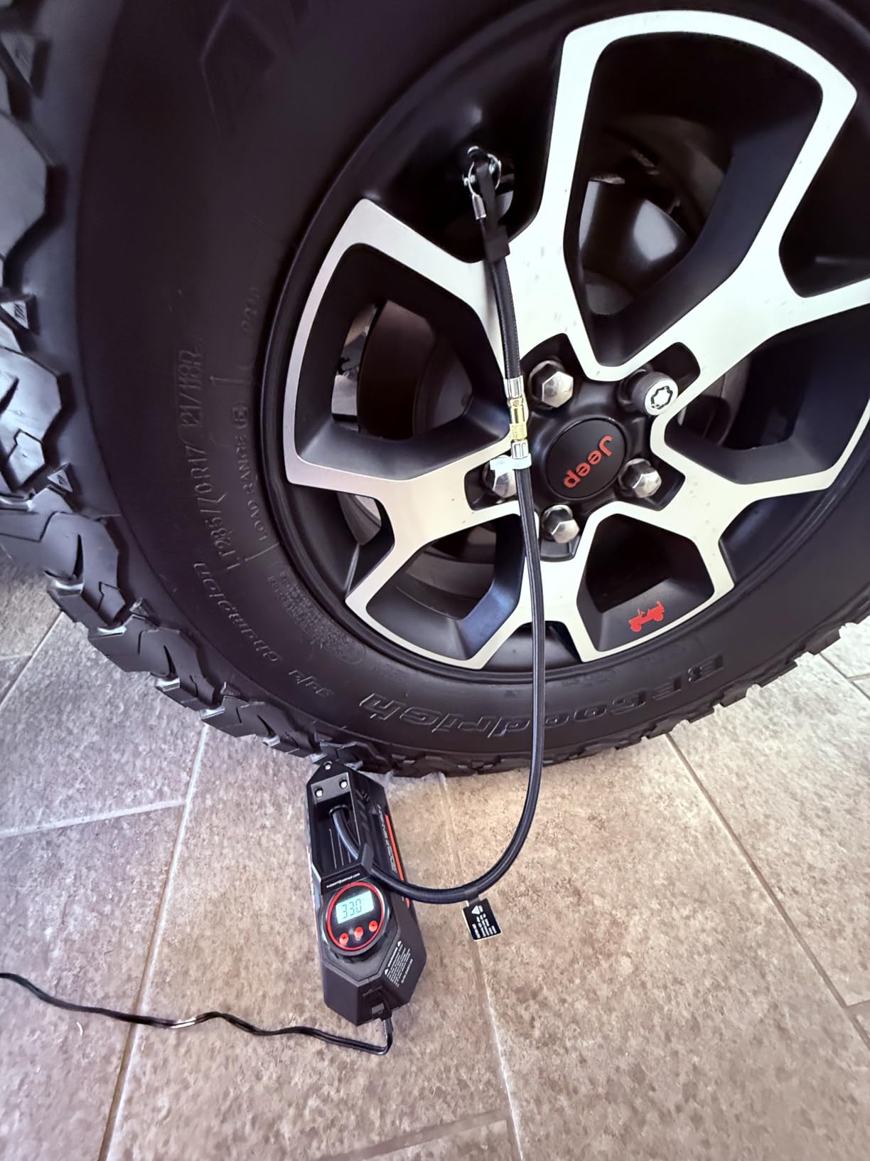 AstroAI AIRUN H Tire Inflator Portable Air Compressor Air Pump for Car Tires-Car Accessories, 9.8Ft Cord-12V DC-Powered Auto Pump with Digital Pressure Gauge, LED Light for Bicycle, Balloons, Yellow customer photo 2