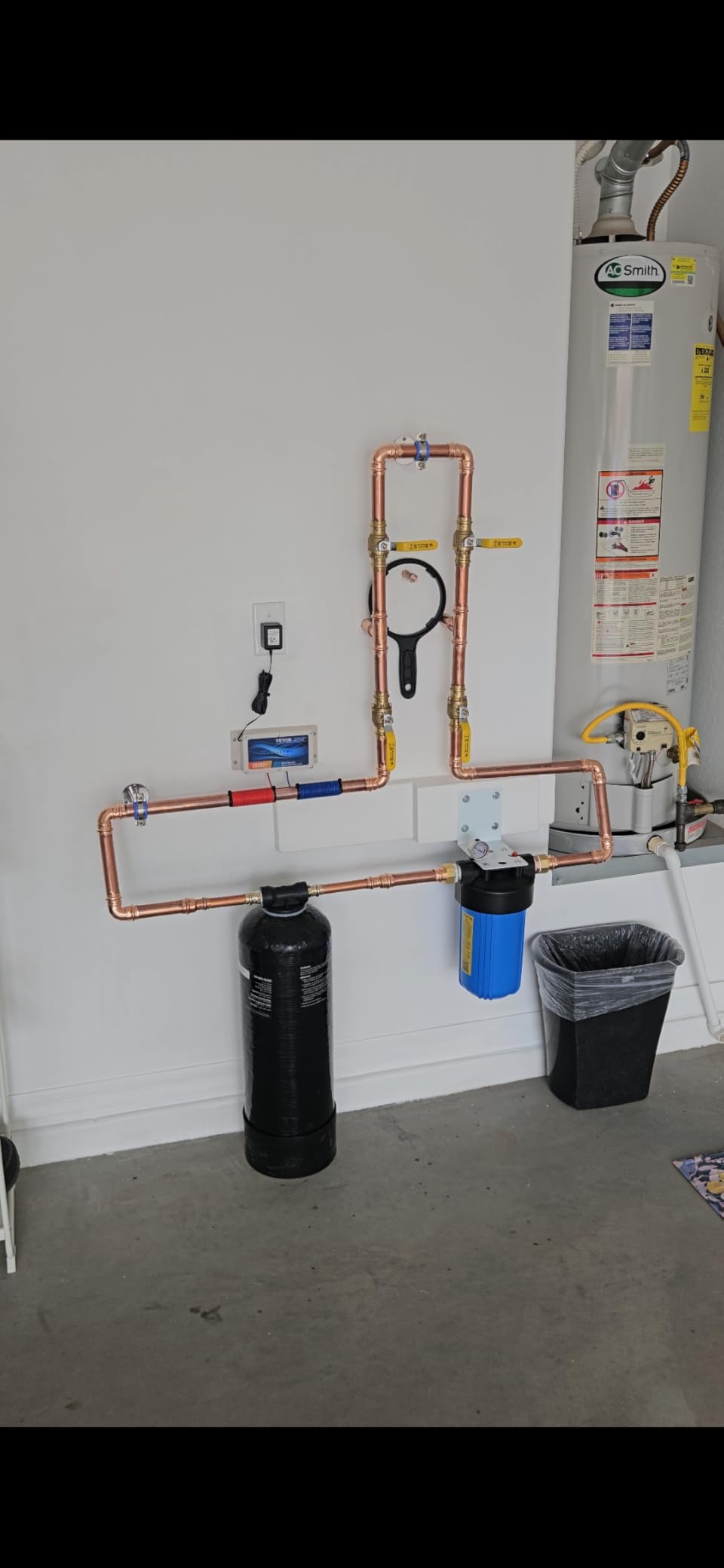 AO Smith Whole House Water Filter System - Whole Home Filtration for Well & City Water - Filters 96.9% of Chlorine Taste & Odor - 6 yr, 600,000 Gl, AO-WH-Filter customer photo 1