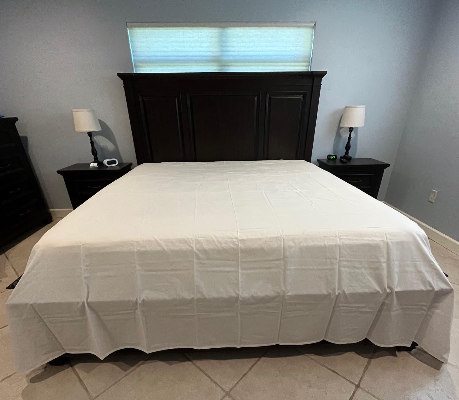 California Design Den Queen Sheet Set - Soft 100% Organic Cotton Sheets with Deep Pockets, Crisp Percale, Breathable and Durable Bedding Set - White customer photo 1