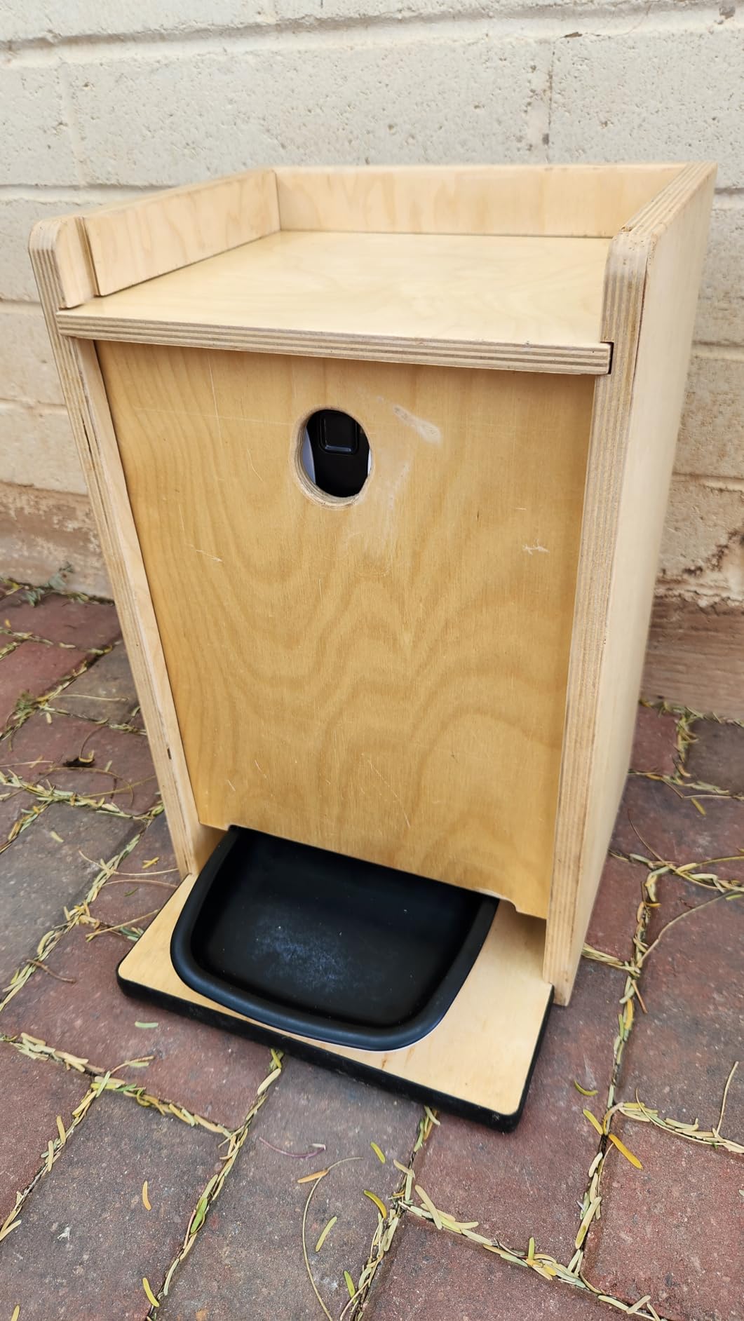 Automatic Cat Feeder, Faroro Dog Food Dispenser for Small Pets with Distribution Alarms, Portion Control, Voice Recorder and Programmable Timer for up to 4 Meals per Day customer photo 2
