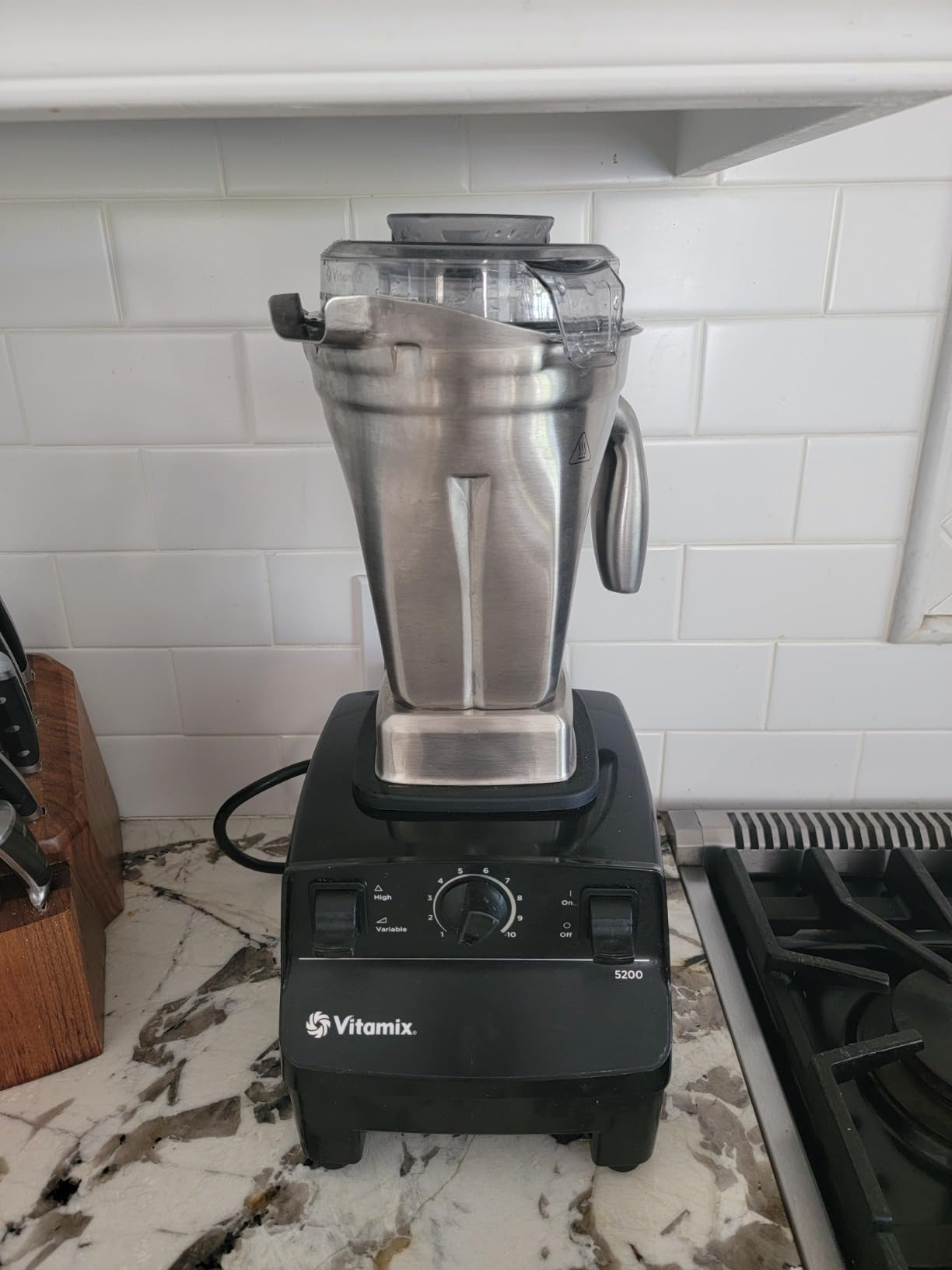 Vitamix 48-Ounce Stainless-Steel Blender Container with SELF-DETECT, Dishwasher-Safe, BPA-Free Clear Lid, Laser-Cut Stainless-Steel Blades, Compatible with All Full-Size Vitamix Blenders customer photo 1