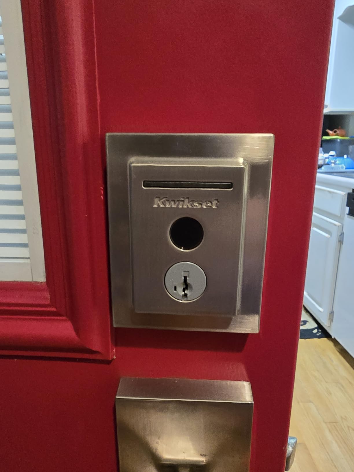 Kwikset Halo Touch Fingerprint Wi-Fi Smart Lock, Keyless Entry Door Low Profile Deadbolt, Geofence Auto-Unlock, Grade AAA Certified, No Hub Easy Install, Satin Nickel Lifetime Finish Warranty, Square customer photo 2