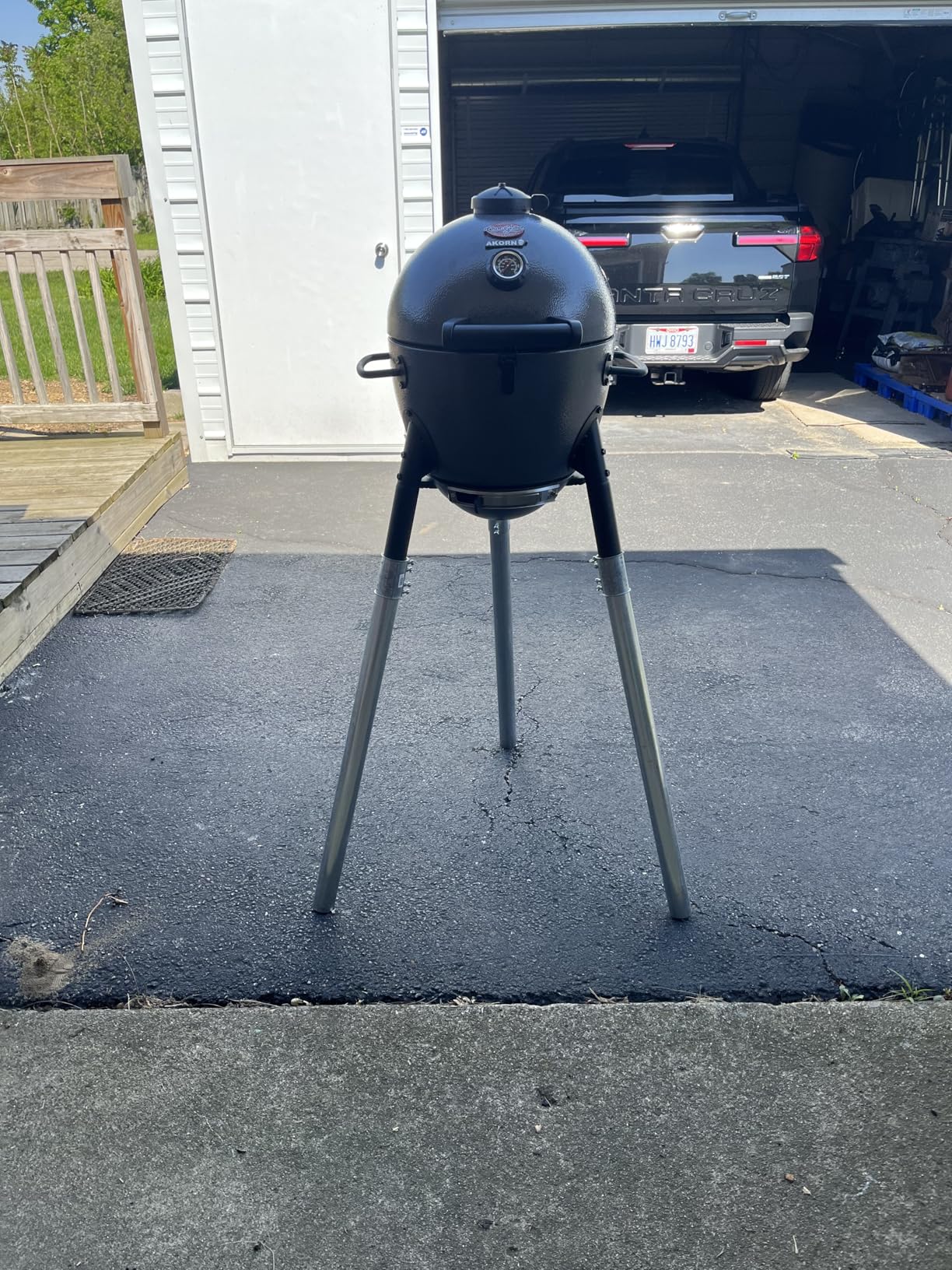 Char-Griller AKORN Jr. Portable Kamado Charcoal Grill and Smoker with Cast Iron Grates and Locking Lid, 155 Cooking Square Inches, Model E86714 customer photo 2