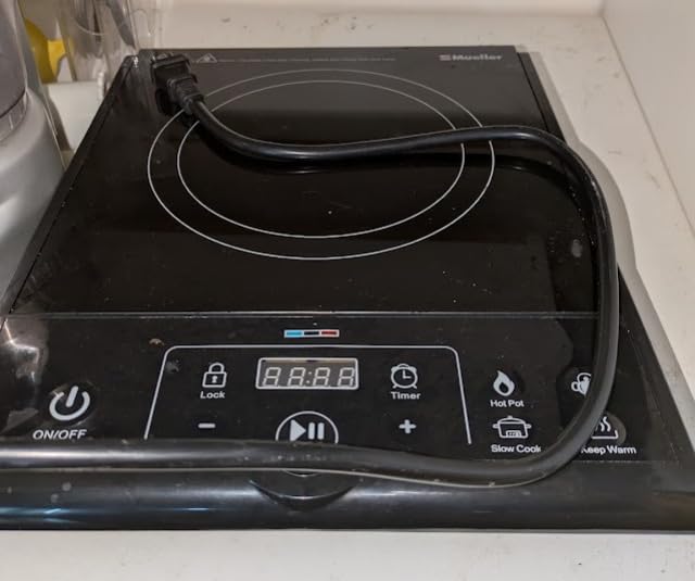 Mueller RapidTherm Portable Induction Cooktop, 1800W Single Burner Hot Plate with 8 Power Levels, 8 Temperature Settings, 4 Presets, 4-Hour Timer, Auto Shut-Off & Child Lock for RV, Dorm, Small Kitchen customer photo 1
