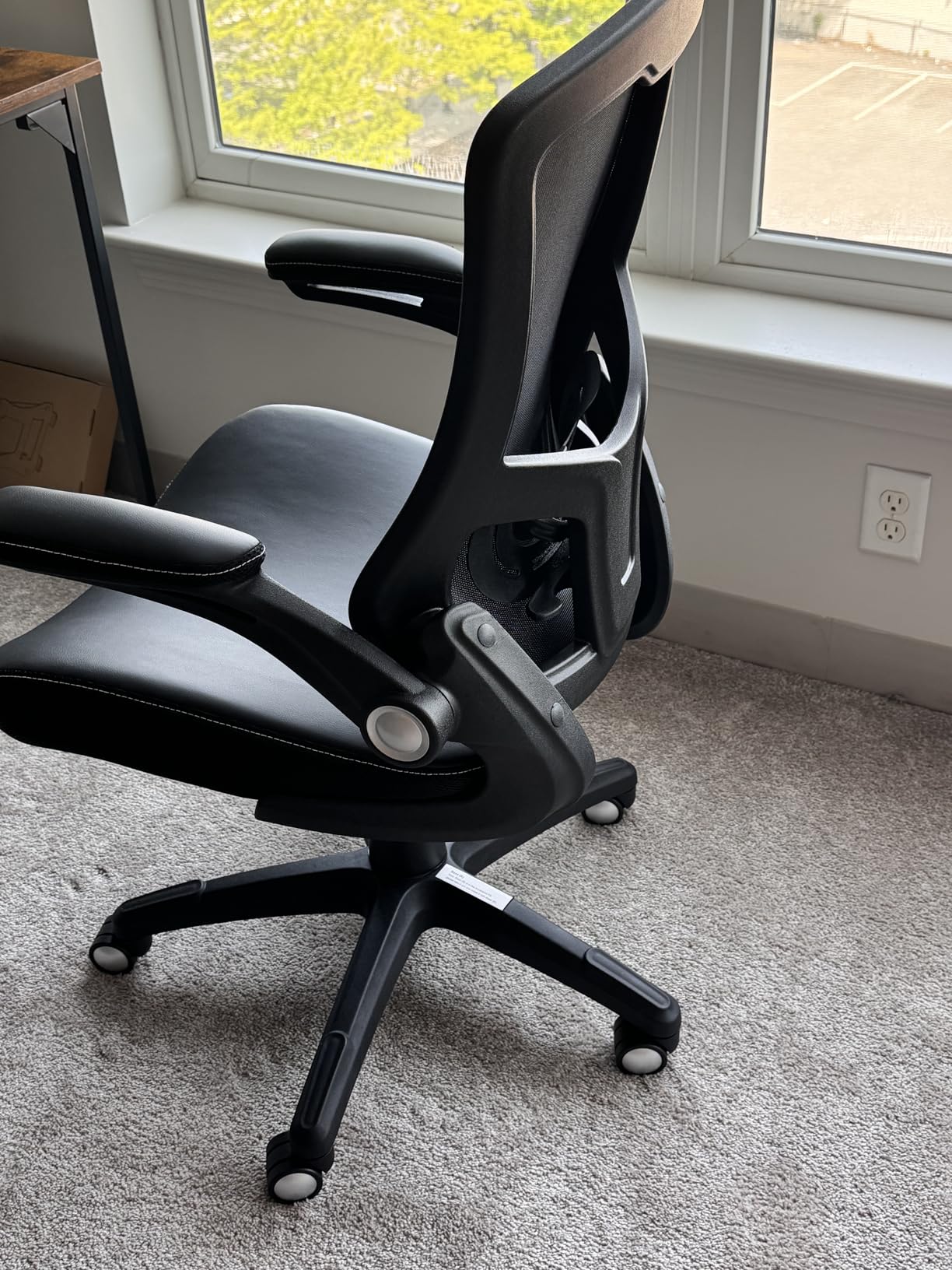 Office Chair Ergonomic Desk Chair, Computer PU Leather Home Office Chair, Swivel Mesh Back Adjustable Lumbar Support Flip-up Arms Executive Task Chair customer photo 1