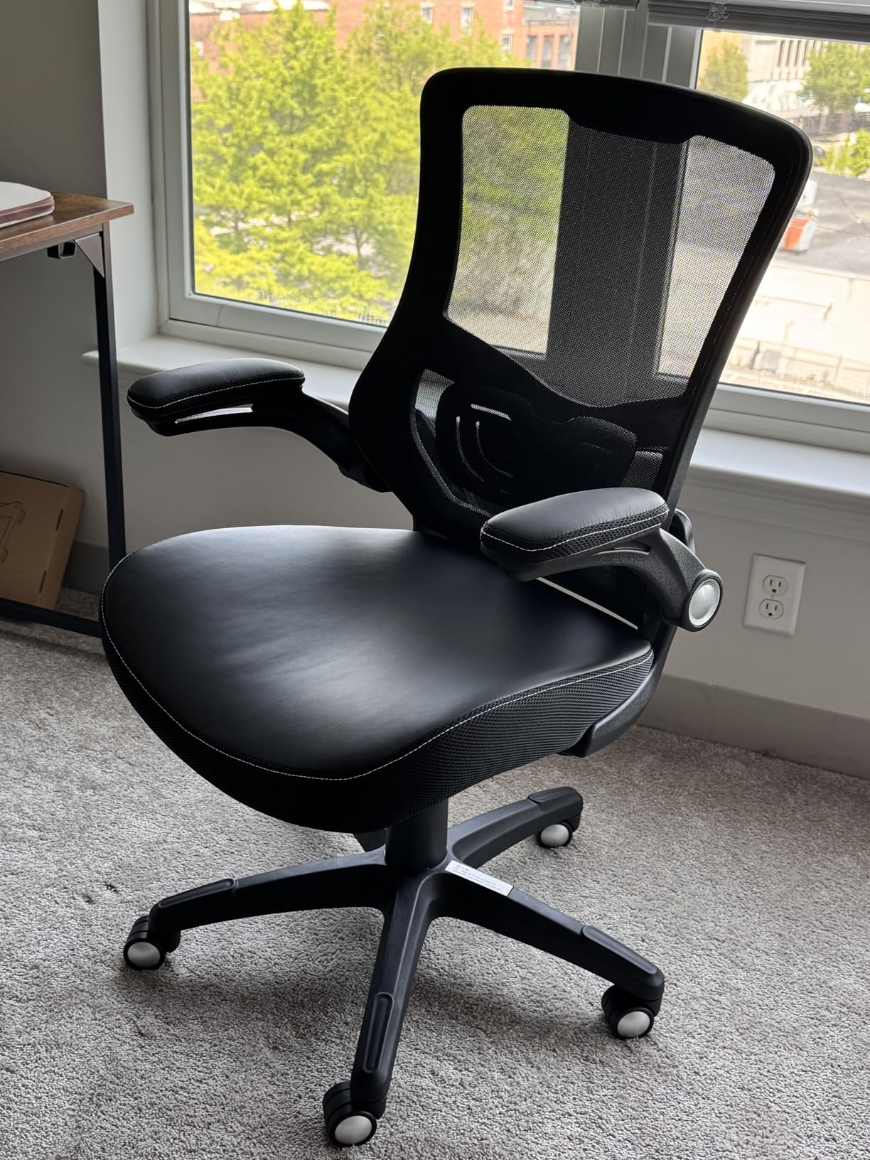 Office Chair Ergonomic Desk Chair, Computer PU Leather Home Office Chair, Swivel Mesh Back Adjustable Lumbar Support Flip-up Arms Executive Task Chair customer photo 2