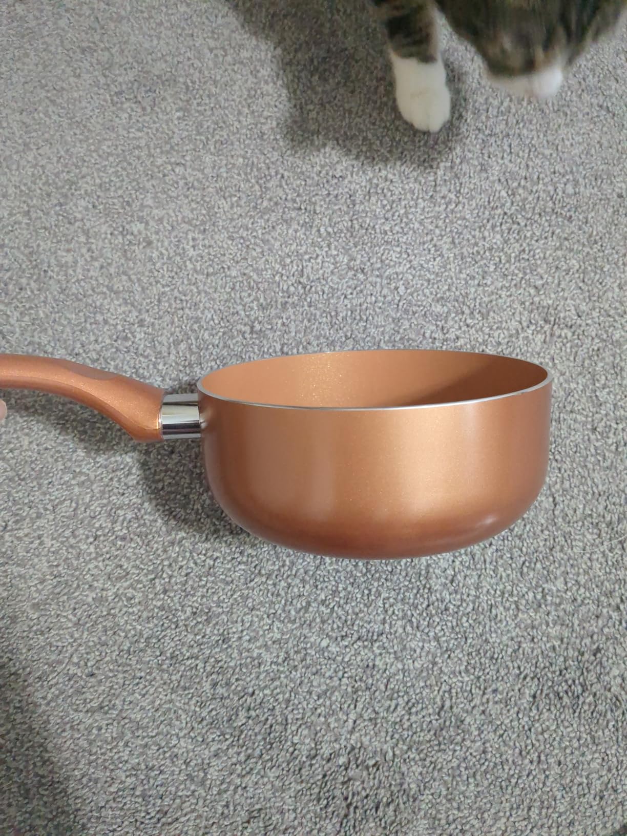 M MELENTA Pots and Pans Set Ultra Nonstick, Pre-Installed 11pcs Cookware Set Copper with Ceramic Coating, Stay cool handle & Nylon Kitchen Utensils, Gas/Induction Compatible, 100% PFOA Free customer photo 2
