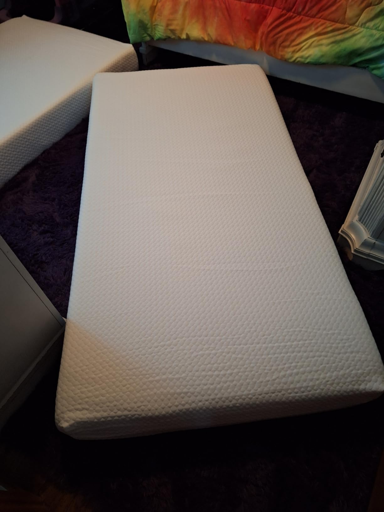 FDW 8 Inch Queen Mattress, Medium Firm, Gel Memory Foam Mattress, White, Bed in a Box, CertiPUR-US Certified, Pressure Relief, Cooling Ventilated Foam, Washable Removable Cover customer photo 2
