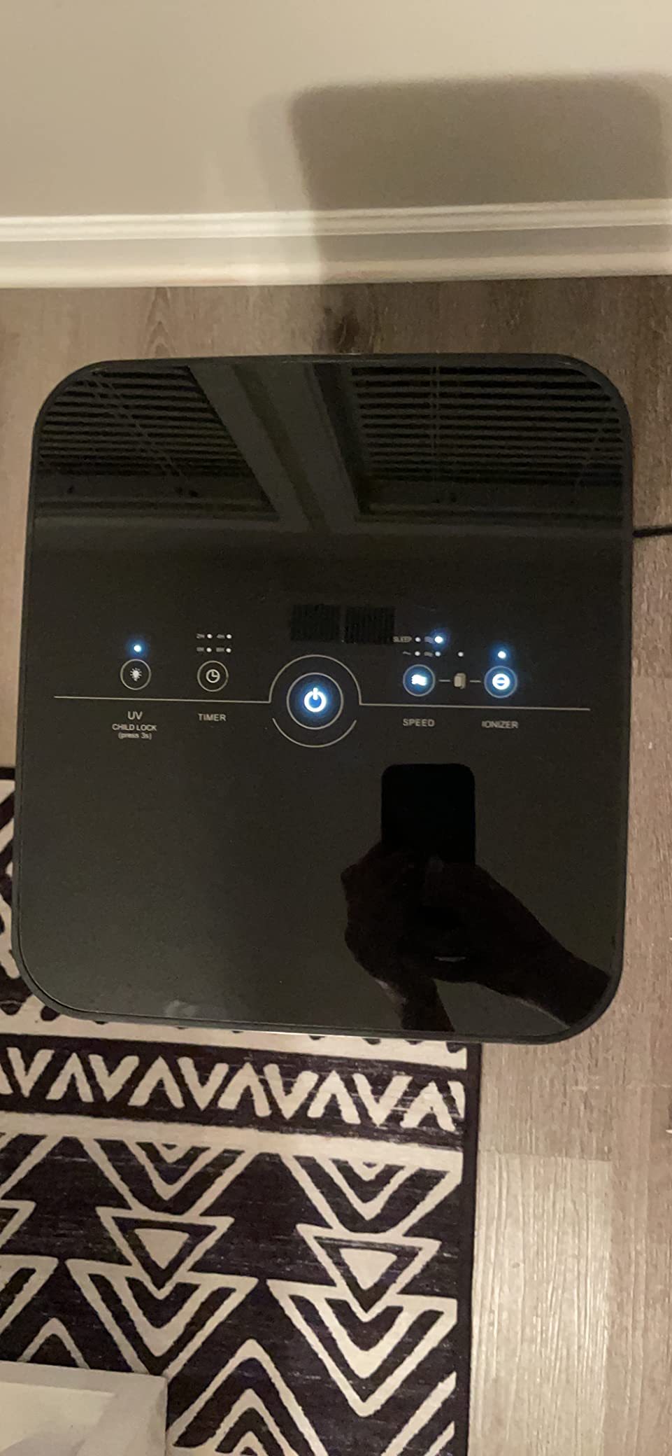 Medify MA-40 UV Light Air Purifier with True HEPA H14 Filter | 1,793 ft² Coverage in 1hr for Wildfires Smoke, Odors, Pollen, Pets | Quiet 99.9% Removal to 0.1 Microns | White, 1-Pack customer photo 2