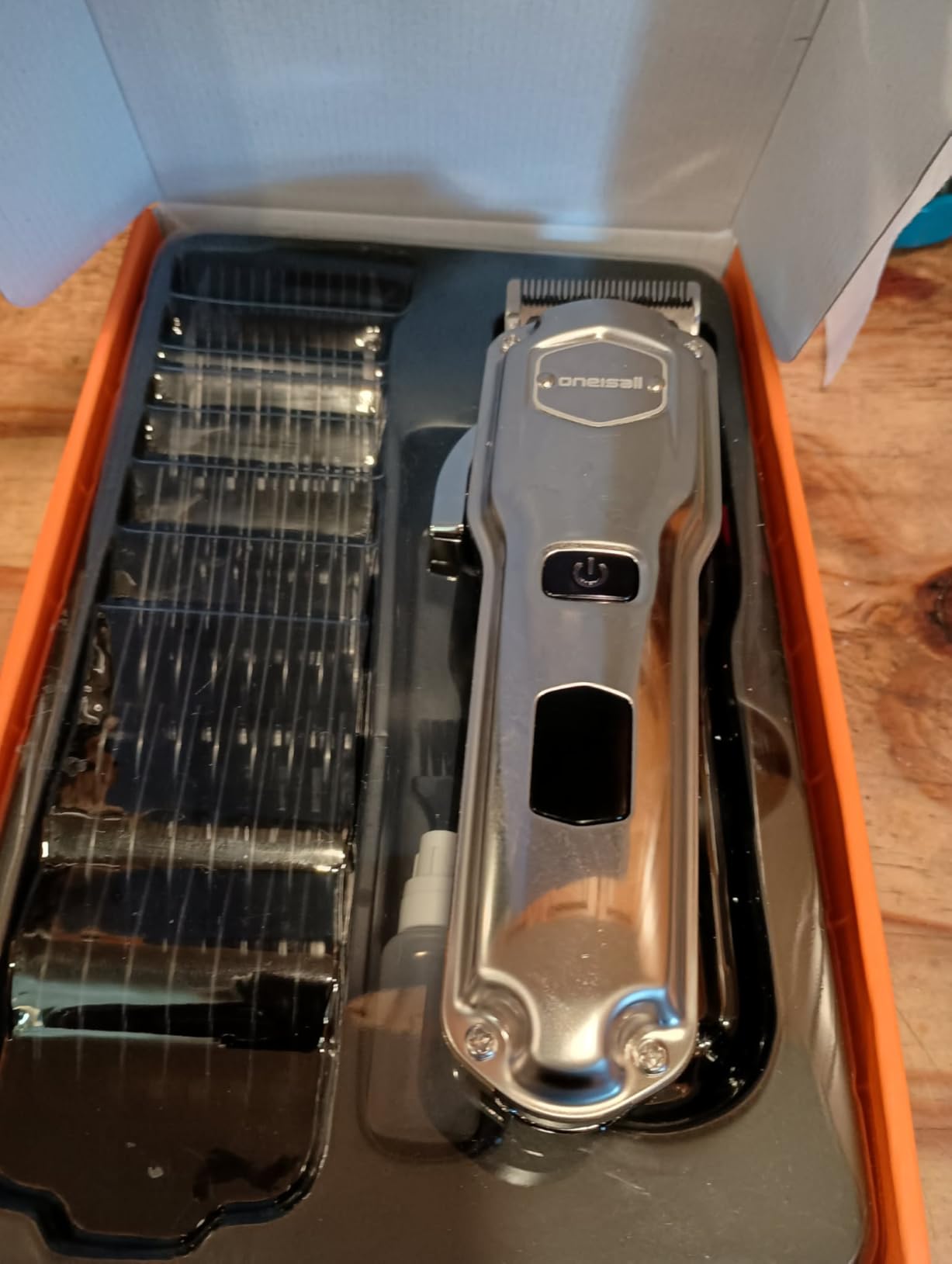 oneisall Dog Clippers for Grooming for Thick Heavy Coats/Low Noise Rechargeable Cordless Pet Shaver with Detachable Stainless Steel Blade/Waterproof Dog Shaver for Dogs Pets and Animals (Silver) customer photo 1