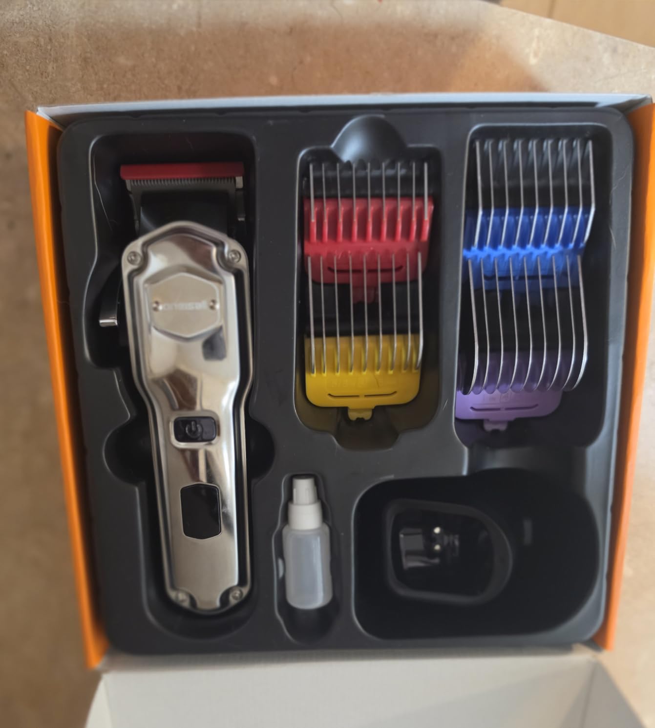 oneisall Dog Clippers for Grooming for Thick Heavy Coats/Low Noise Rechargeable Cordless Pet Shaver with Detachable Stainless Steel Blade/Waterproof Dog Shaver for Dogs Pets and Animals (Silver) customer photo 2