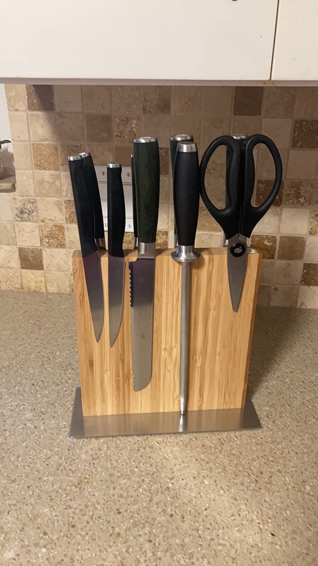 HexClad Essential Knife Set, 6-Piece, Japanese Damascus Stainless Steel Blades, Full Tang Construction, Pakkawood Handles customer photo 2