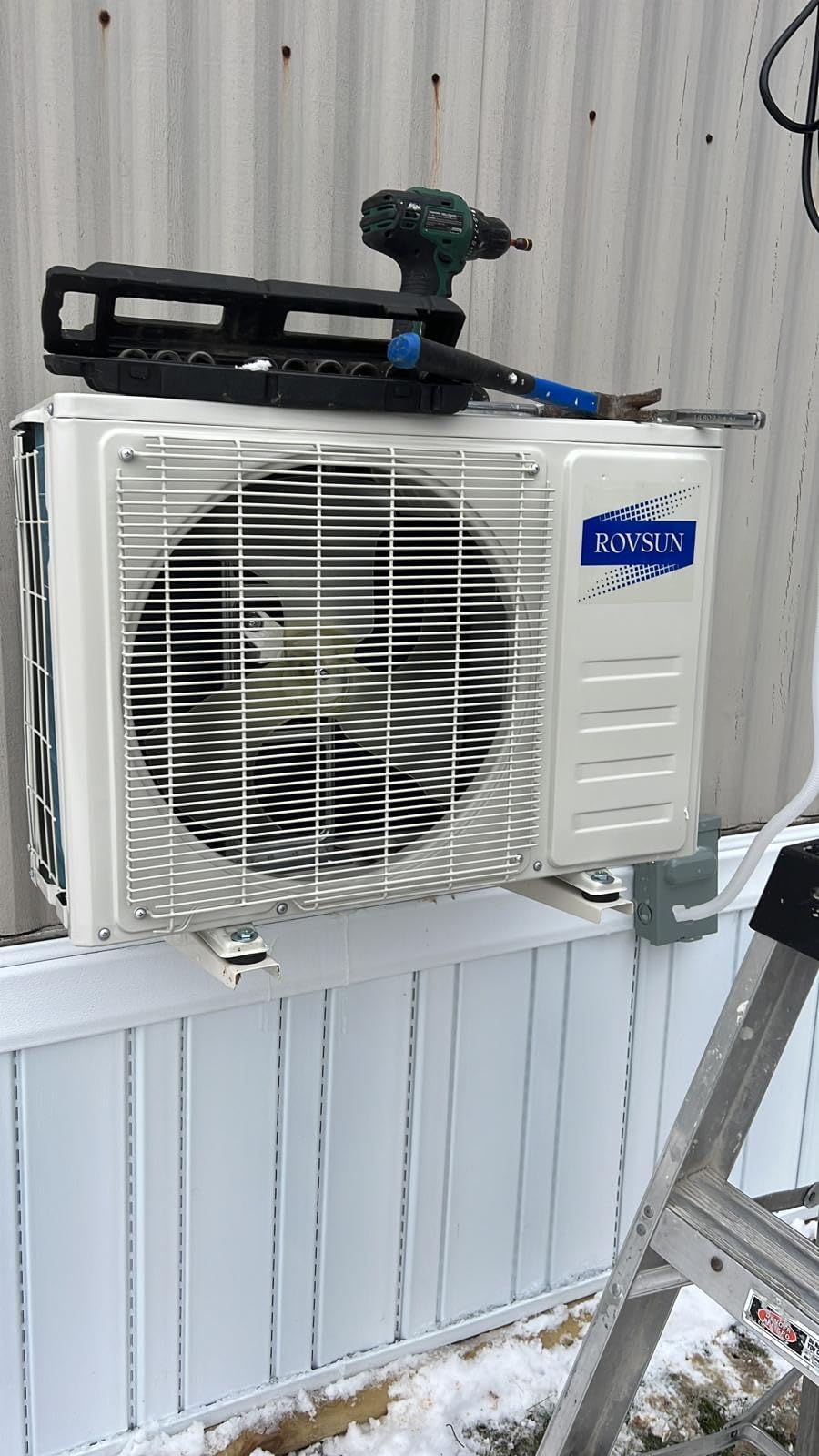 ROVSUN 9000 BTU Mini Split AC/Heating System with Inverter, 19 SEER2 Energy Saving 115V Ductless Split-System Air Conditioner with Pre-Charged Condenser, Heat Pump, Remote Control & Installation Kit customer photo 1