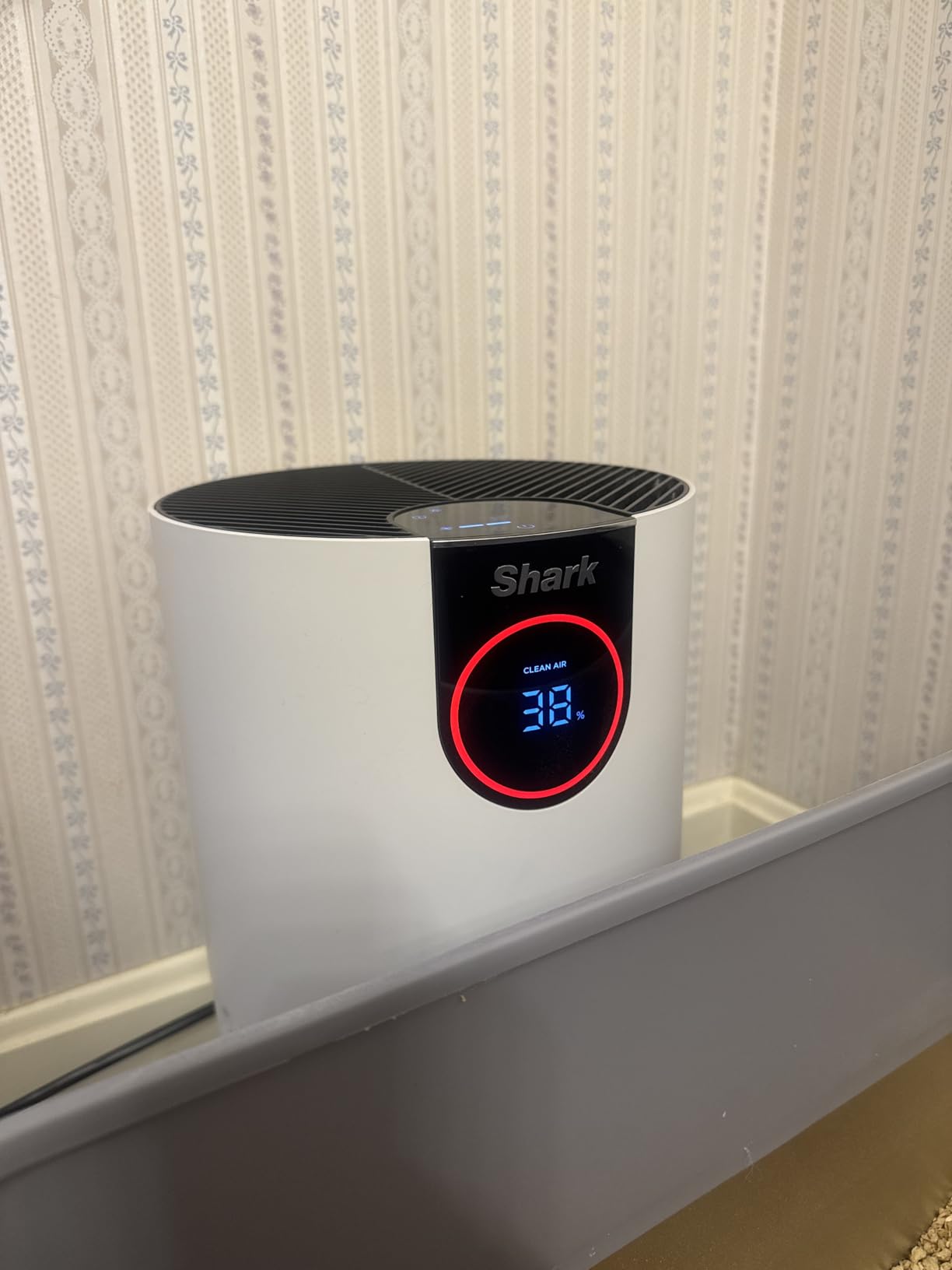 Shark Air Purifier for Home Large Room, Clean Sense Technology, HEPA Air Filter, 1000 Sq Ft, Kitchen, Filters Smoke, Captures 99.98% of Particles, Pet Dander, Pollutants, Dust, Allergens, HP201 customer photo 2