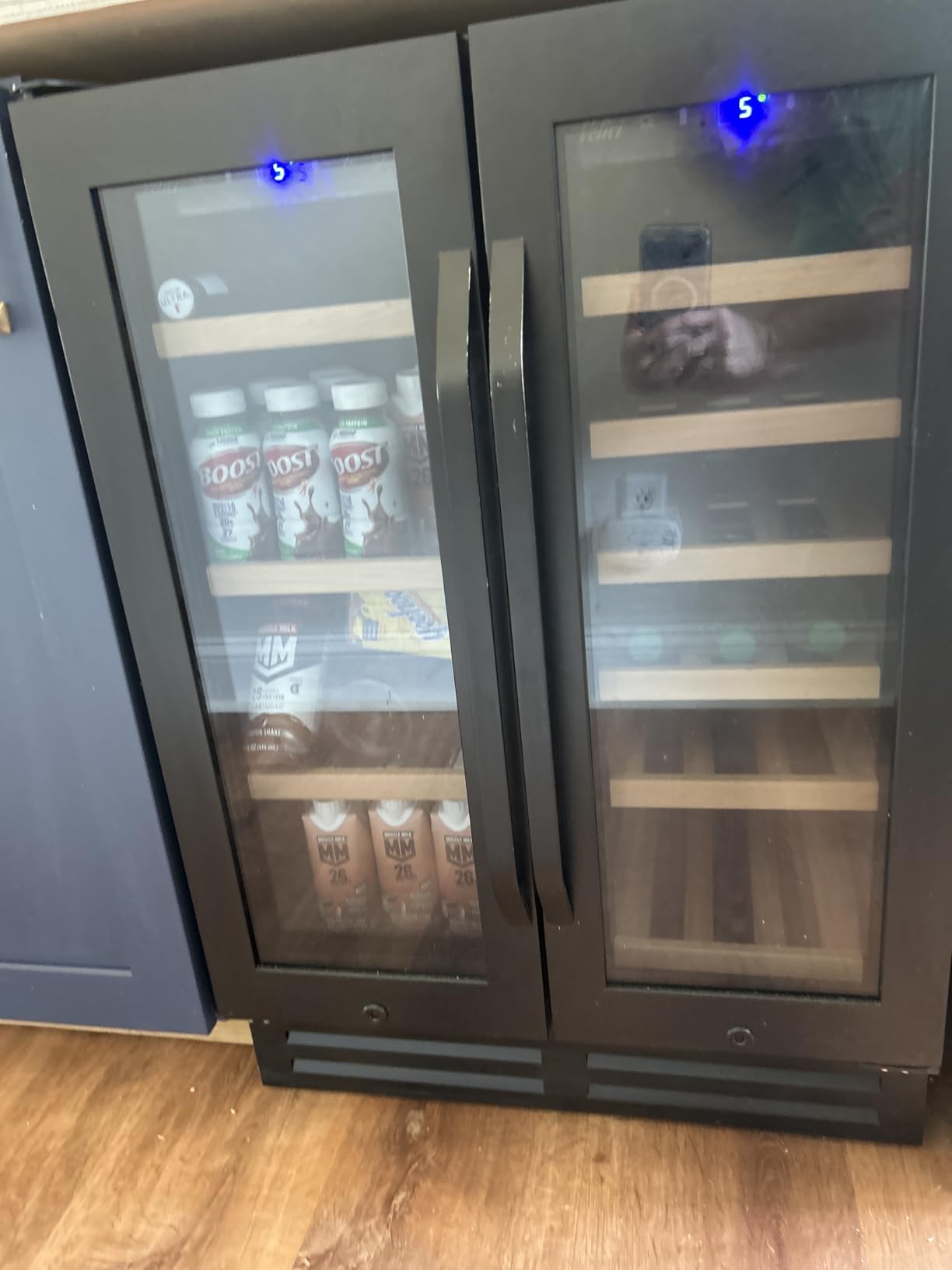 Velivi Mini Wine Fridge 18 Bottle Capacity, Built-in or Freestanding Professional Wine Chiller with Quiet and Stable Temperature Control Systems customer photo 2
