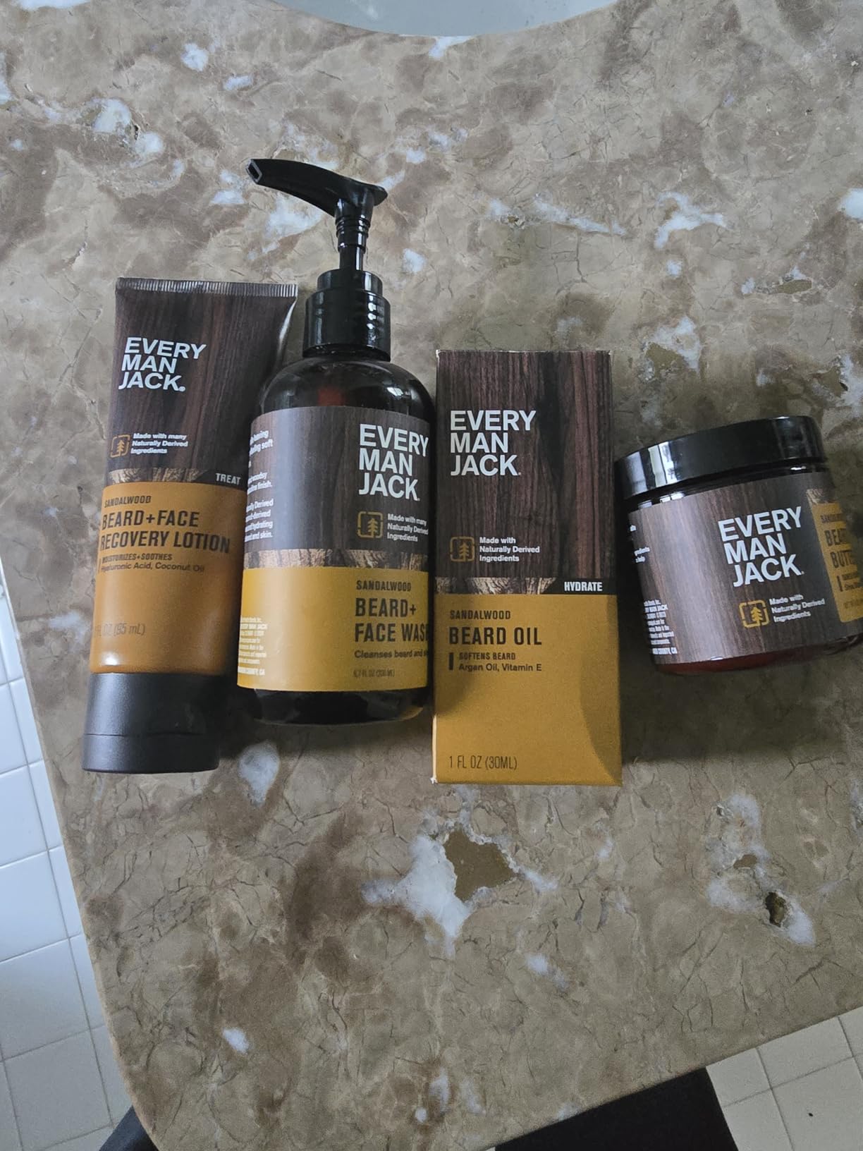 Every Man Jack Beard Essentials Gift Set for Men - Complete Routine with 5 Full-Size Essentials - Sandalwood Scent - Beard & Face Wash, Lotion, Oil, Butter & Comb customer photo 1