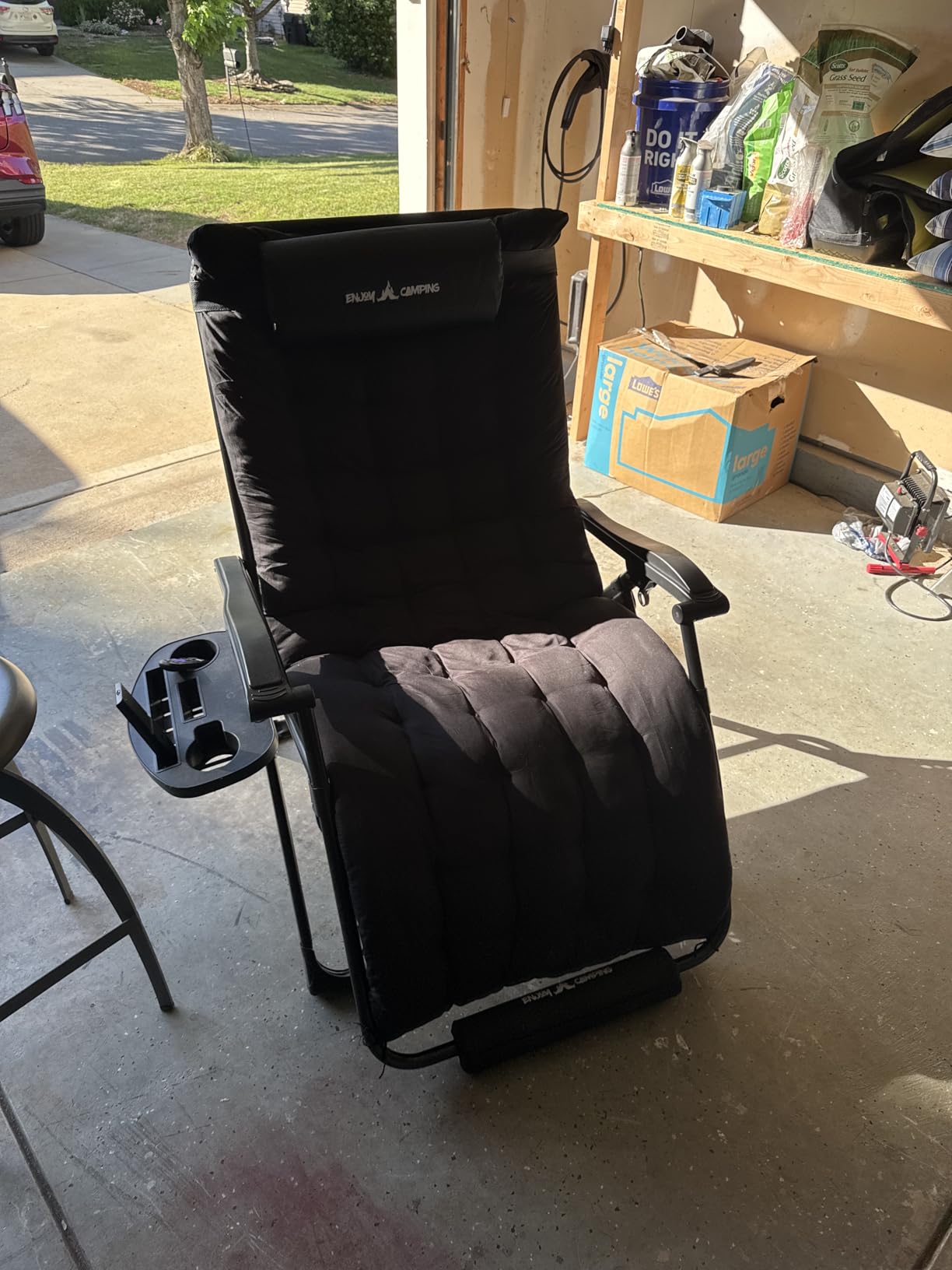 UDPATIO Oversized Zero Gravity Chair 33In XXL Patio Reclining Chair with Cushion, Outdoor Folding Recliner with Pillows, Cup Holder, Foot Rest, Padded Headrest, Support 500LB customer photo 1