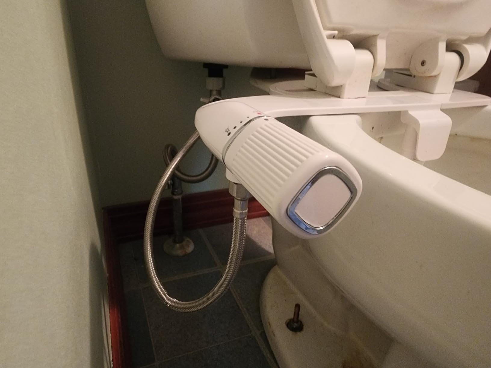 BIGCOW Ultra-Slim Bidet Attachment for Toilet - Dual Nozzle (Frontal & Rear Wash) with Adjustable Cold Water Pressure and Stainless Steel Inlet - Hygienic Solution for Fresh Cleanliness, Silver customer photo 1