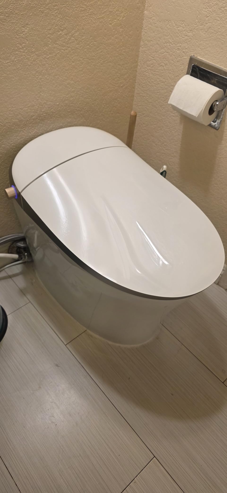 HOROW Smart Toilet with Heated Bidet, Modern Bidet Toilet With Instant Warm Water, Pre-Wet, Tankless Toilet with Dual Flush System 1/1.27 GPF, White Bidet Toilet (HR-T16SD) customer photo 1