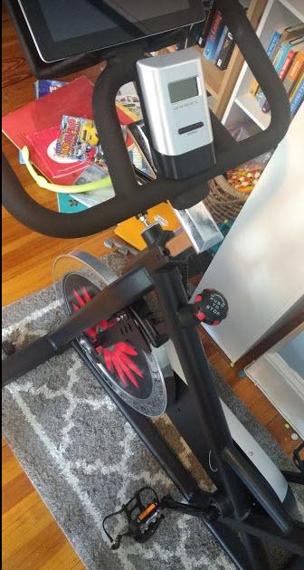JOROTO Exercise Bike, Magnetic Stationary Bikes for Home with 40LBS Flywheel, App Supported Indoor Bike with 350LBS Weight Capacity, Low Noise customer photo 2