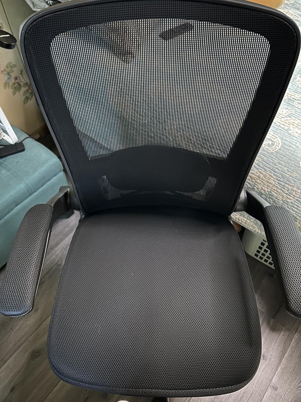 FelixKing Office Chair, Ergonomic Desk Chair Breathable Mesh Chairs Adjustable High Back Lumbar Support Flip-up Armrests, Executive Rolling Swivel Comfy Computer Chairs Home Office Black customer photo 1