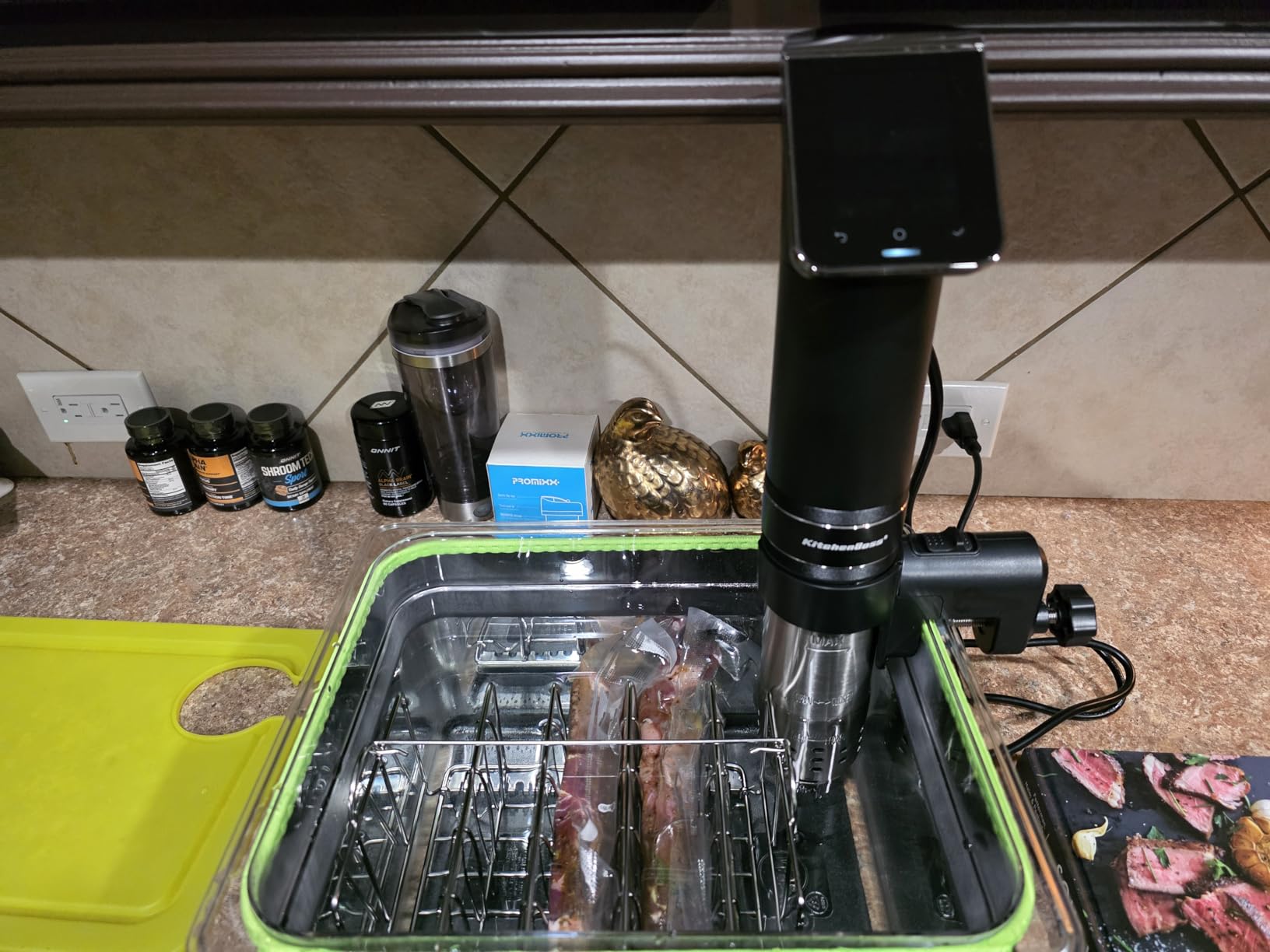 KitchenBoss WIFI Sous Vide Cooker: Ultra-Quiet Sous-vide Cooking Machine 1100 Watts Stainless Steel Immersion Circulator for Kitchen with TFT Preset Recipes (Black) customer photo 2