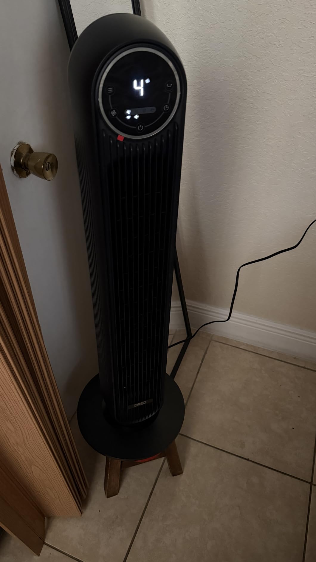 DREO Tower Fan for Bedroom, 25ft/s Smart Standing Fans, 90-degree Oscillating Floor Fan with 4 Modes, 4 Speeds, 8H Timer, 28dB, Bladeless, Remote, Works with WiFi Voice Control customer photo 2