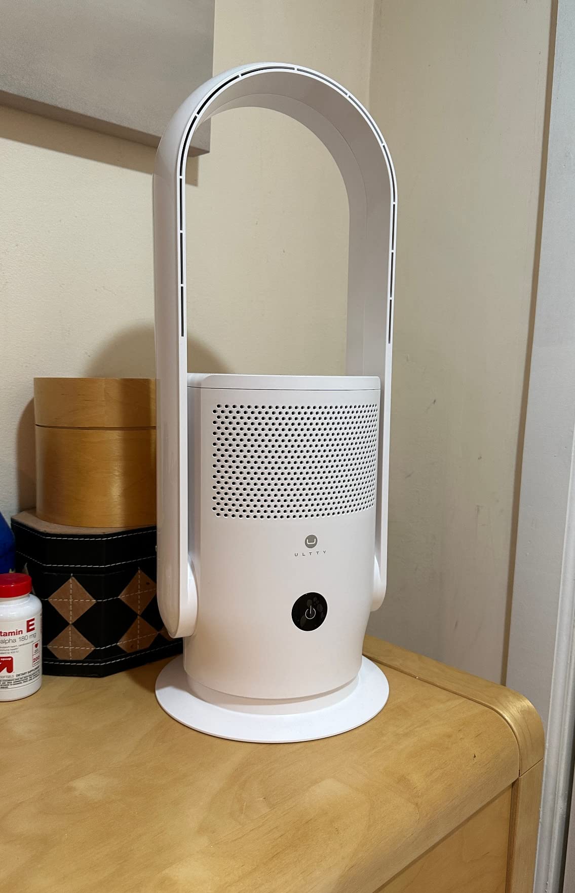 ULTTY Bladeless Tower Fan and Air Purifier Combo, Quiet Oscillating Fan with Remote & Touch Control, 9 Speeds, 8H Timer, HEPA Air Filter, Safe Floor Fan for Bedroom Home Office Black customer photo 2