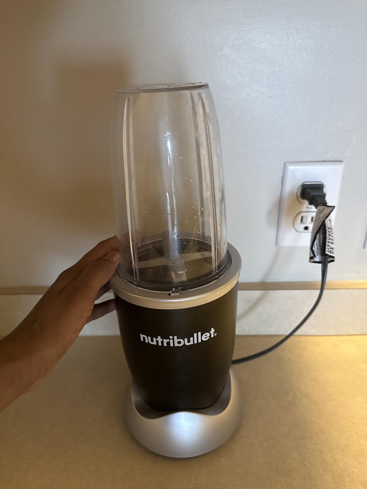 Special Edition NutriBullet Pro 900-Watt Blender, Matte Black customer photo 2