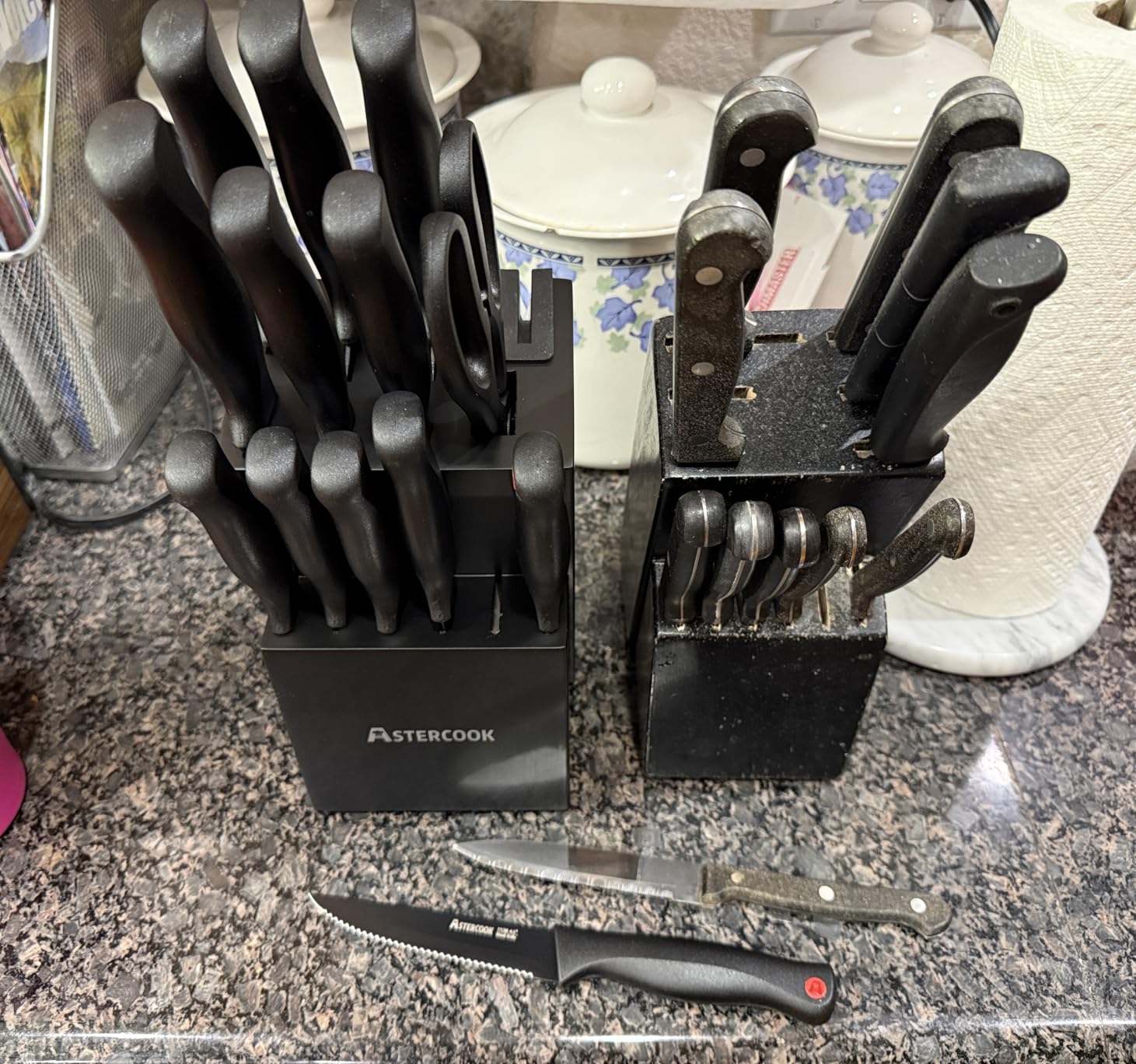 Astercook 15 Pieces Knife Sets for Kitchen with Block, Dishwasher Safe Kitchen Knife Set with Built in Sharpener Block, German Stainless Steel Kitchen Utensils Set customer photo 2