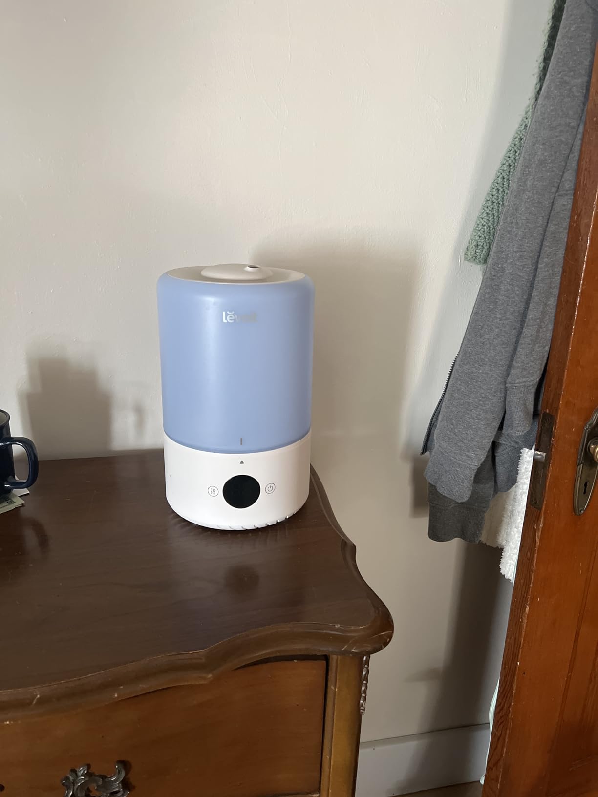 LEVOIT Dual 200S Smart Humidifiers for Bedroom, Top Fill, Customize Humidity for Home, Baby Nursery & Plants with Humidistat, Essential Oil Diffuser, Schedule, Timer, APP & Voice Control, 3L, Blue customer photo 2