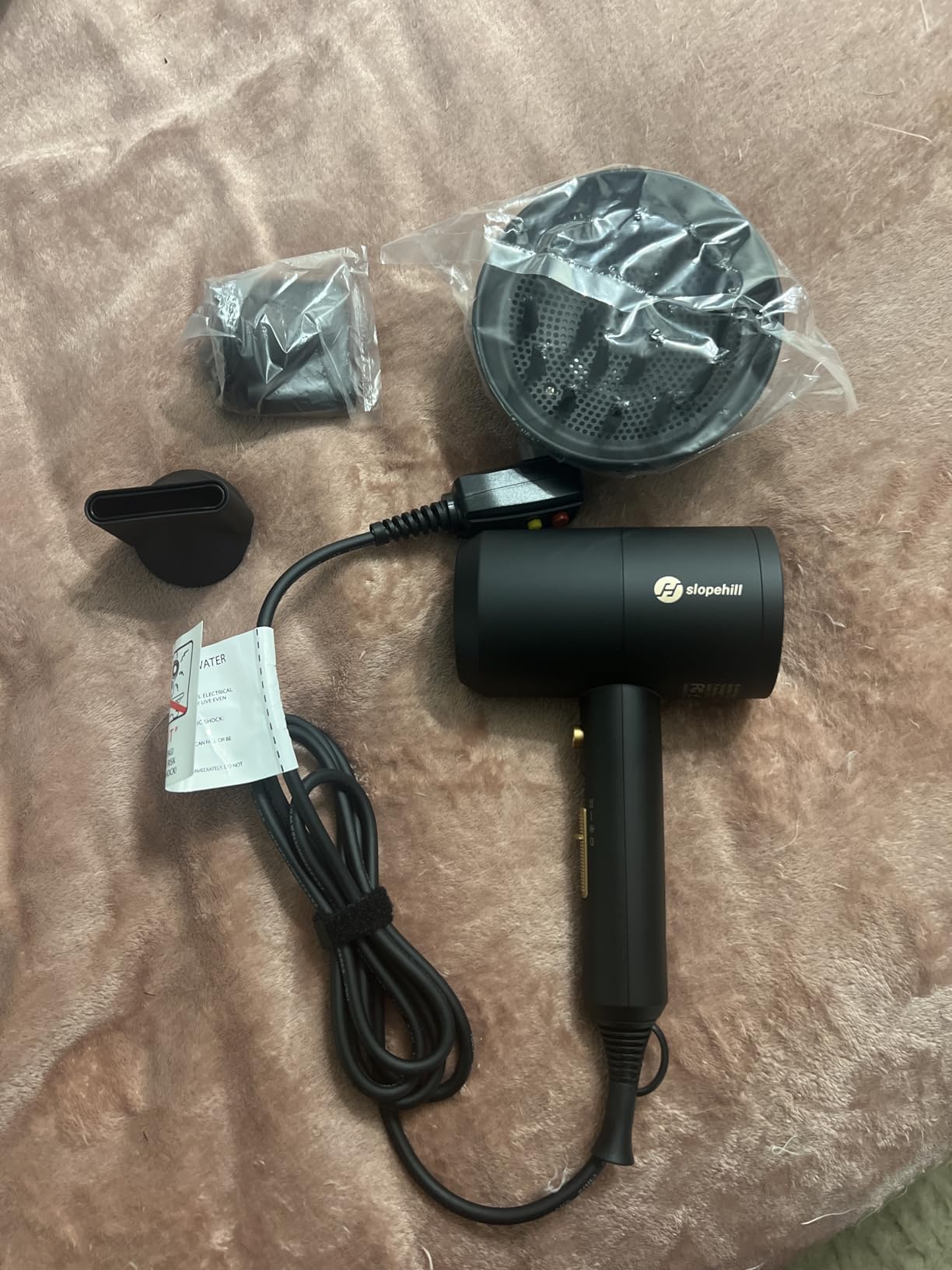 slopehill Professional Ionic Hair Dryer, Powerful 1800W Fast Drying Low Noise Blow Dryer with 2 Concentrator Nozzle 1 Diffuser Attachments for Home Salon Travel (Black) customer photo 1